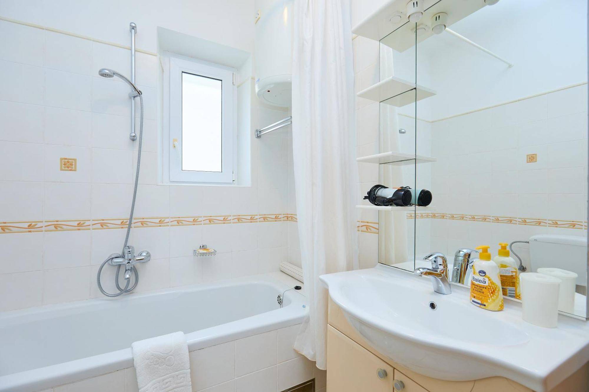 Ivana Apartment *
