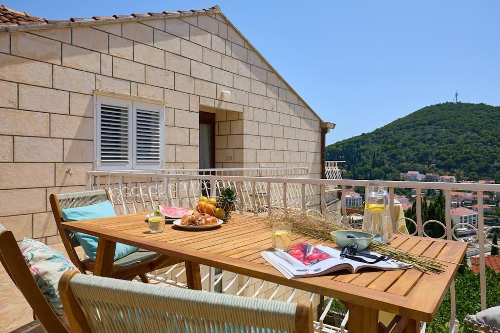 Apartment Luxe Retreat In Lapad - Seaside