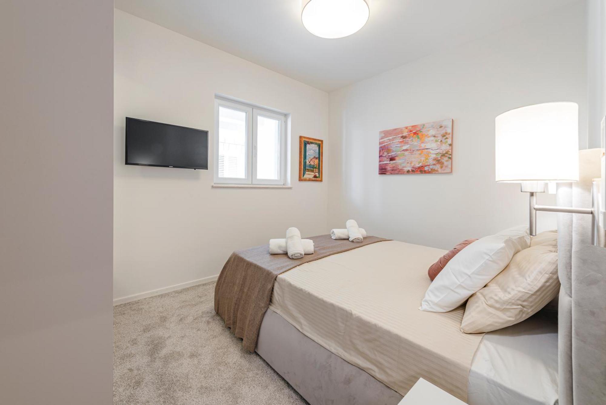 Sunset Premium Ii & Iii Apartment