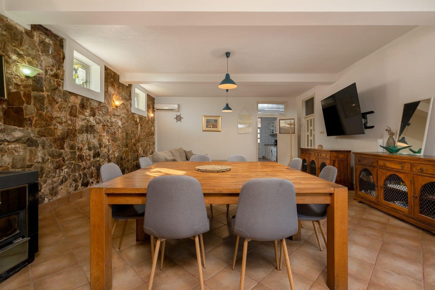 Authentic House