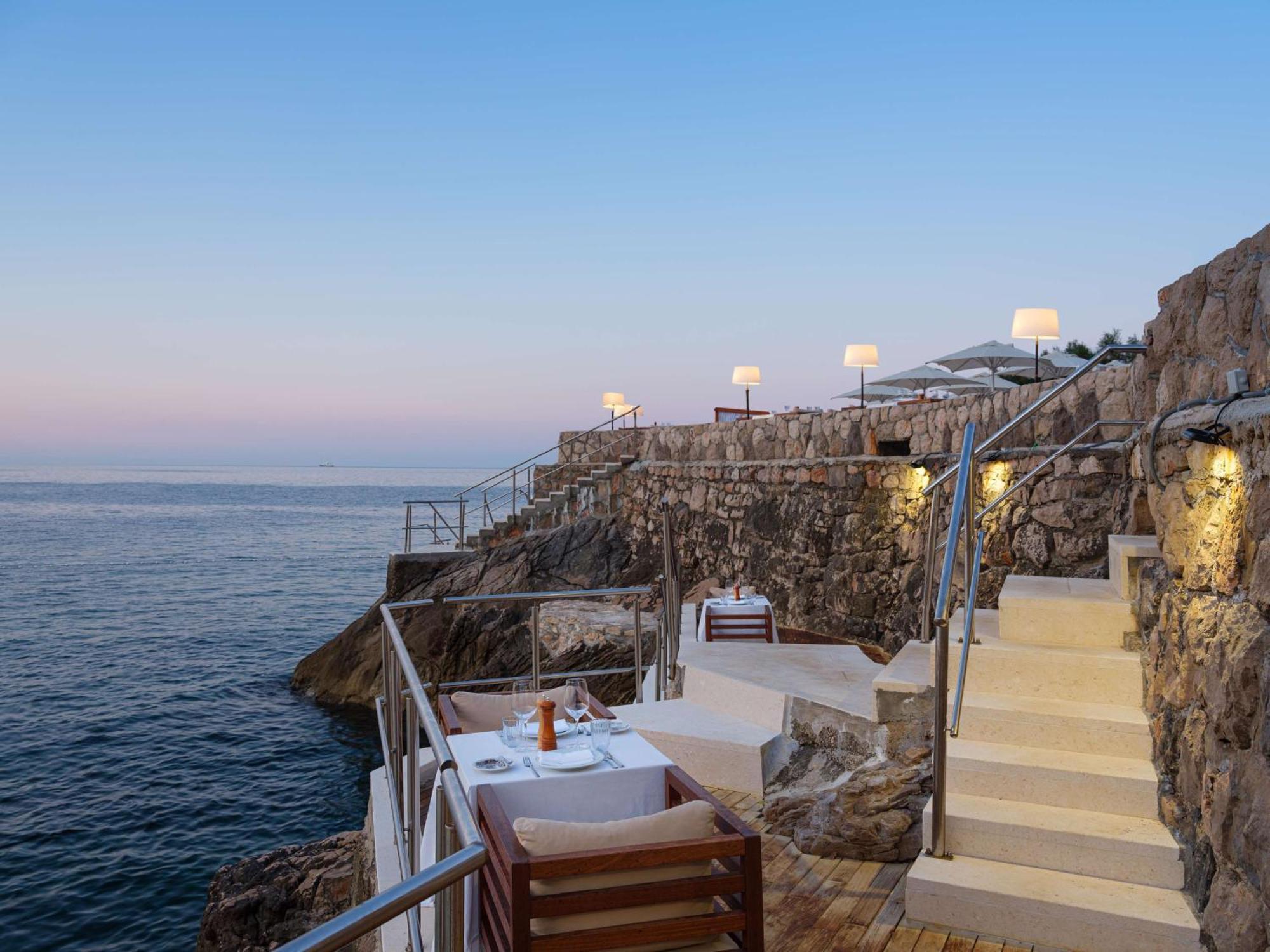 Rixos Premium