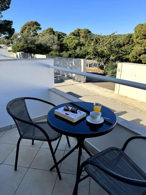 Mar 2 Apartment *