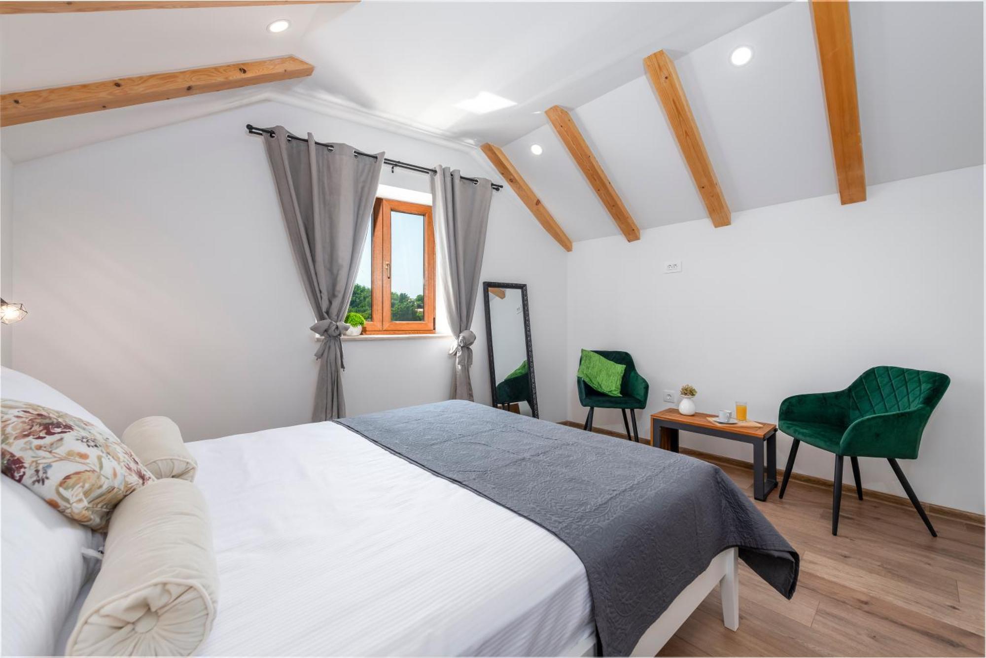 Rougemarin Heritage House With Private Pool Villa