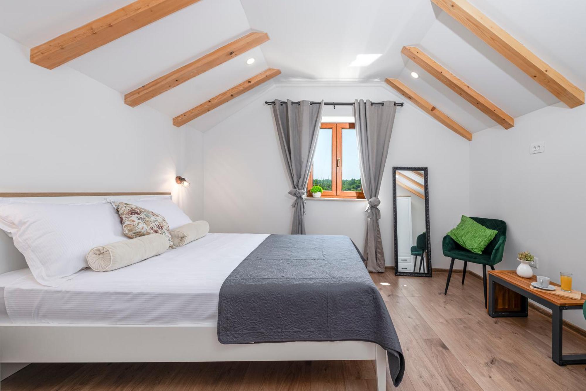 Rougemarin Heritage House With Private Pool *