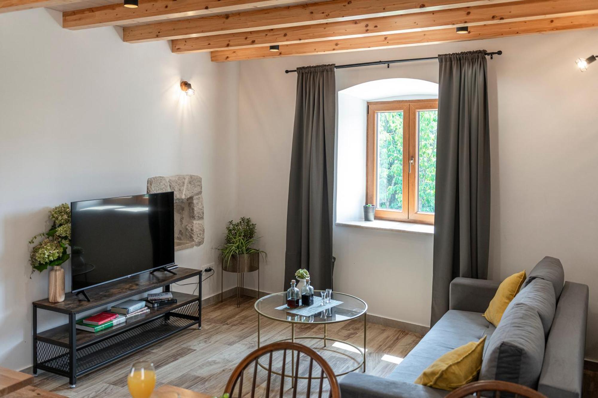 Rougemarin Heritage House With Private Pool *
