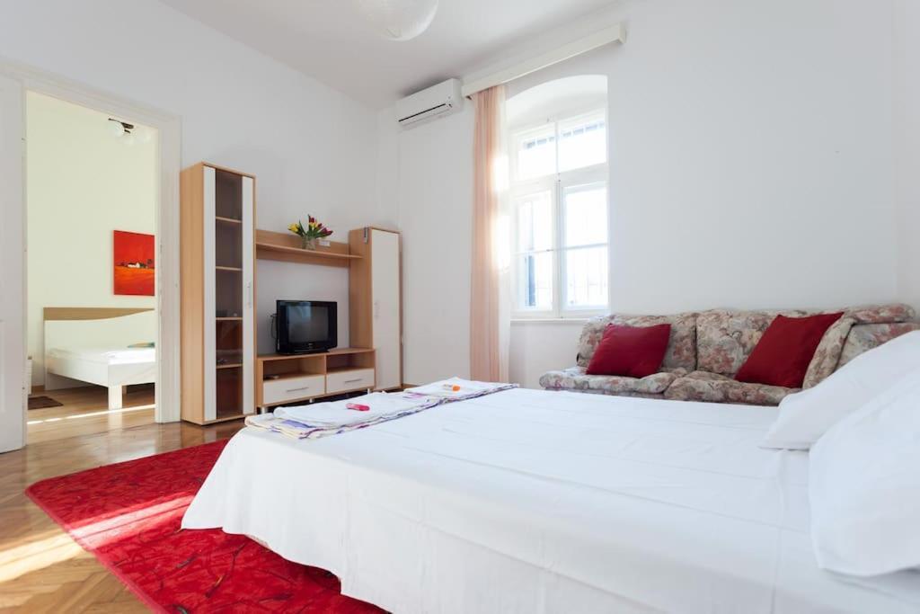 Apartment Redcoral-apartment In Center