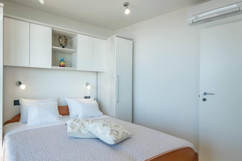 Apartment A3 Montovjerna - Panoramic Terrace Getaway