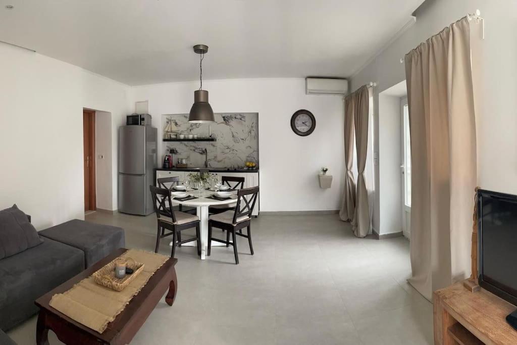Apartment Seafront House In *