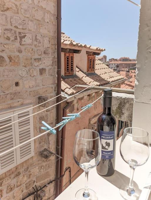 Roko, Old Town Apartment *