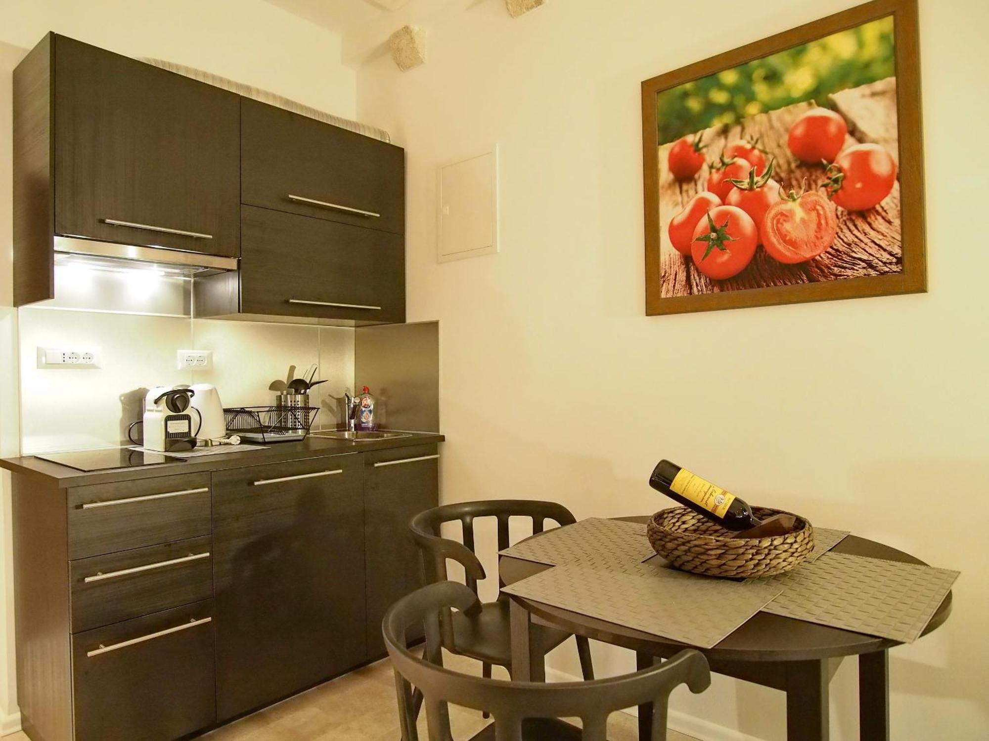 Luxury Style Apartment *