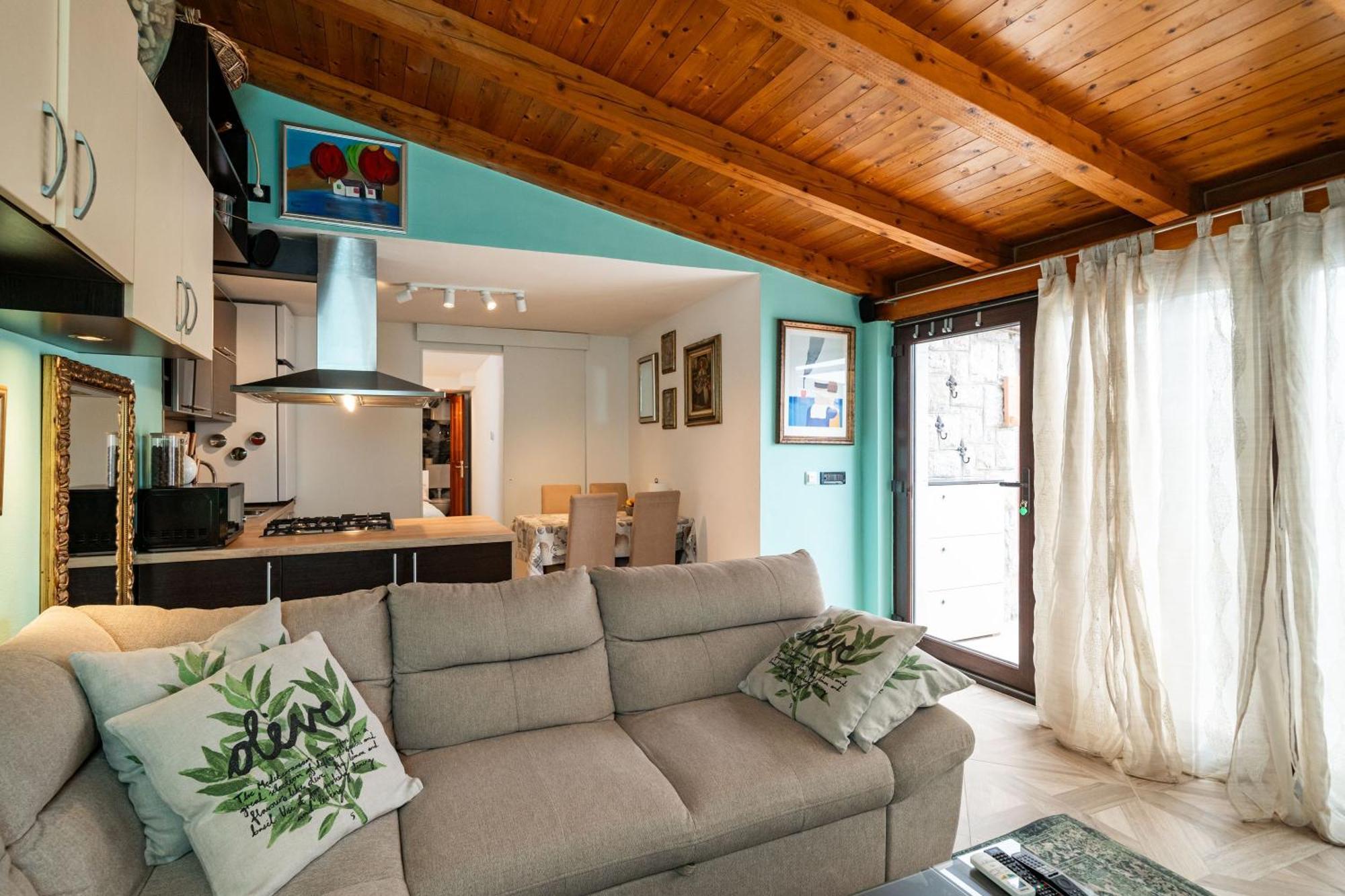 & Sunset Guest house