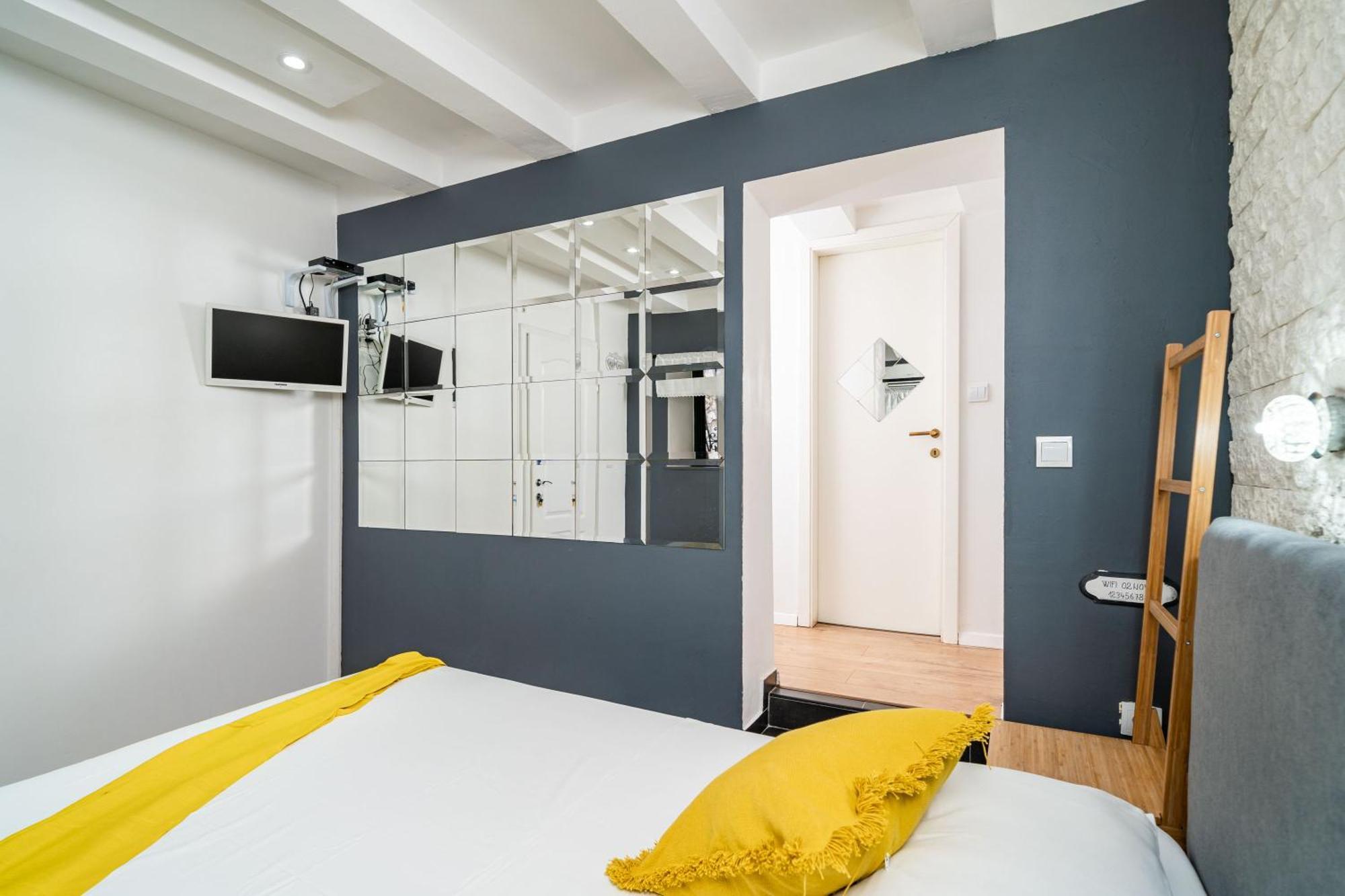 Guest house Tulip Old Town 3*