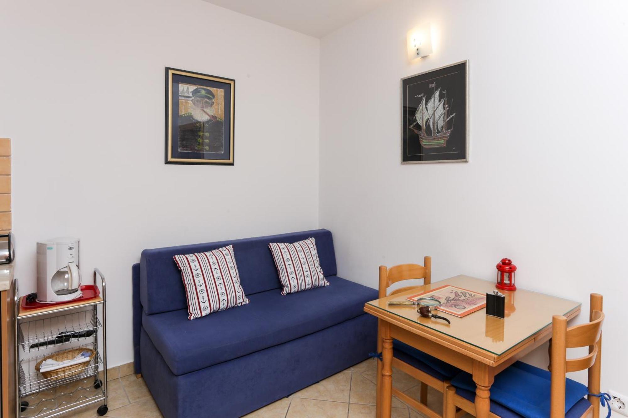 K-apartments