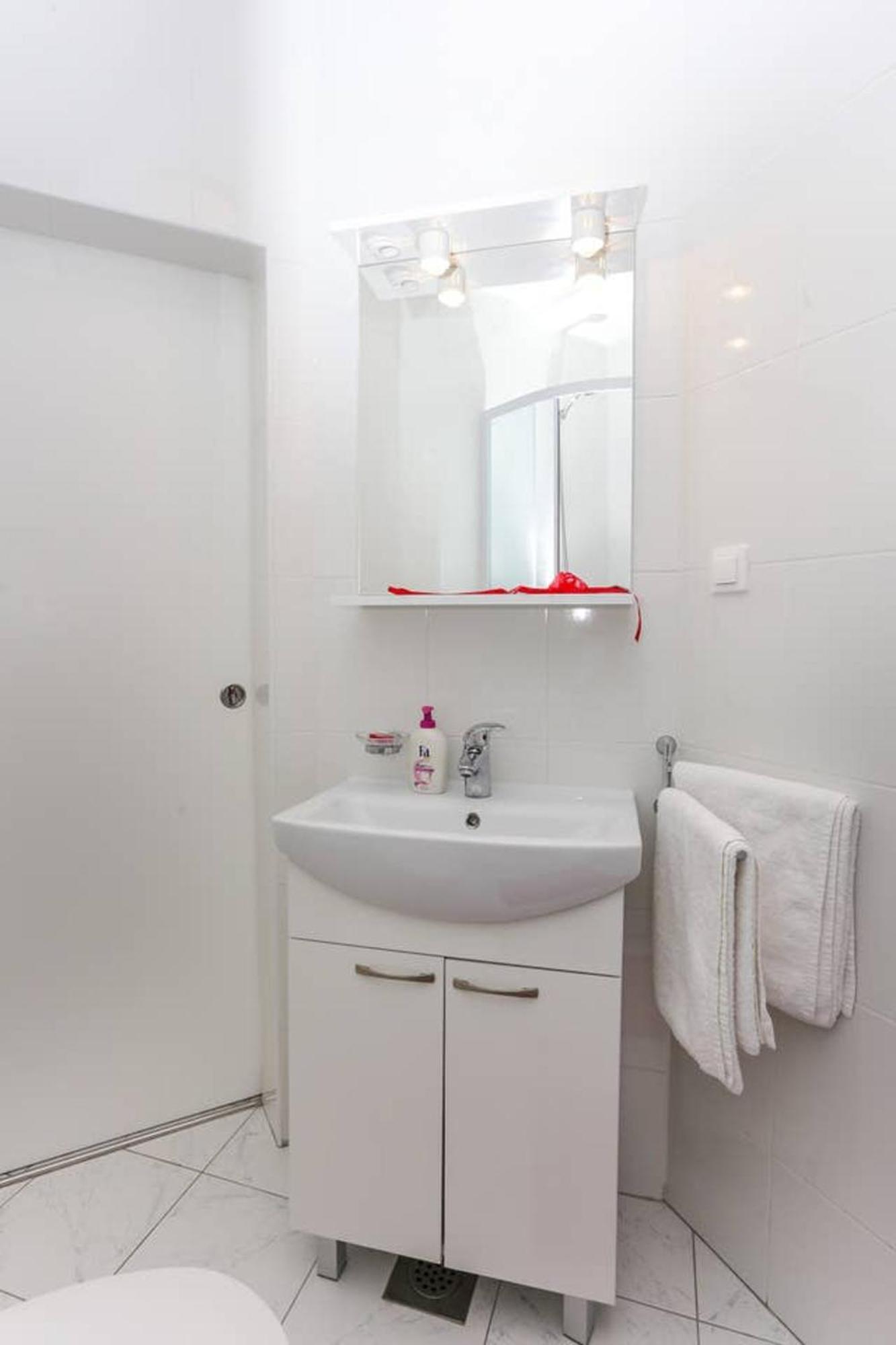 Charming In | 40 M² | Parking Included Apartment *