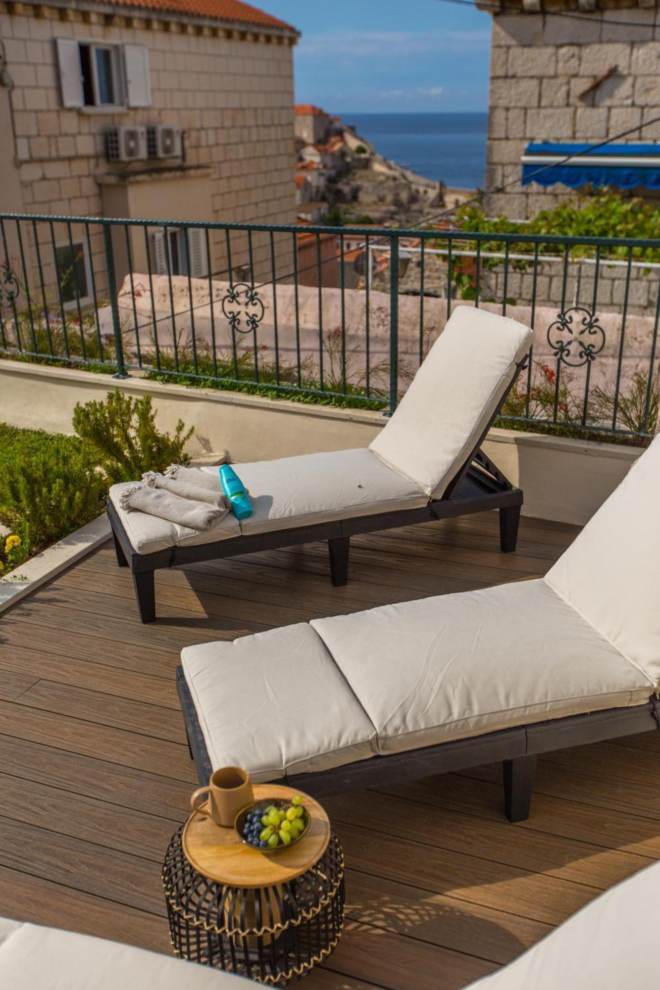 Apartment Back In Time Luxury 2 *