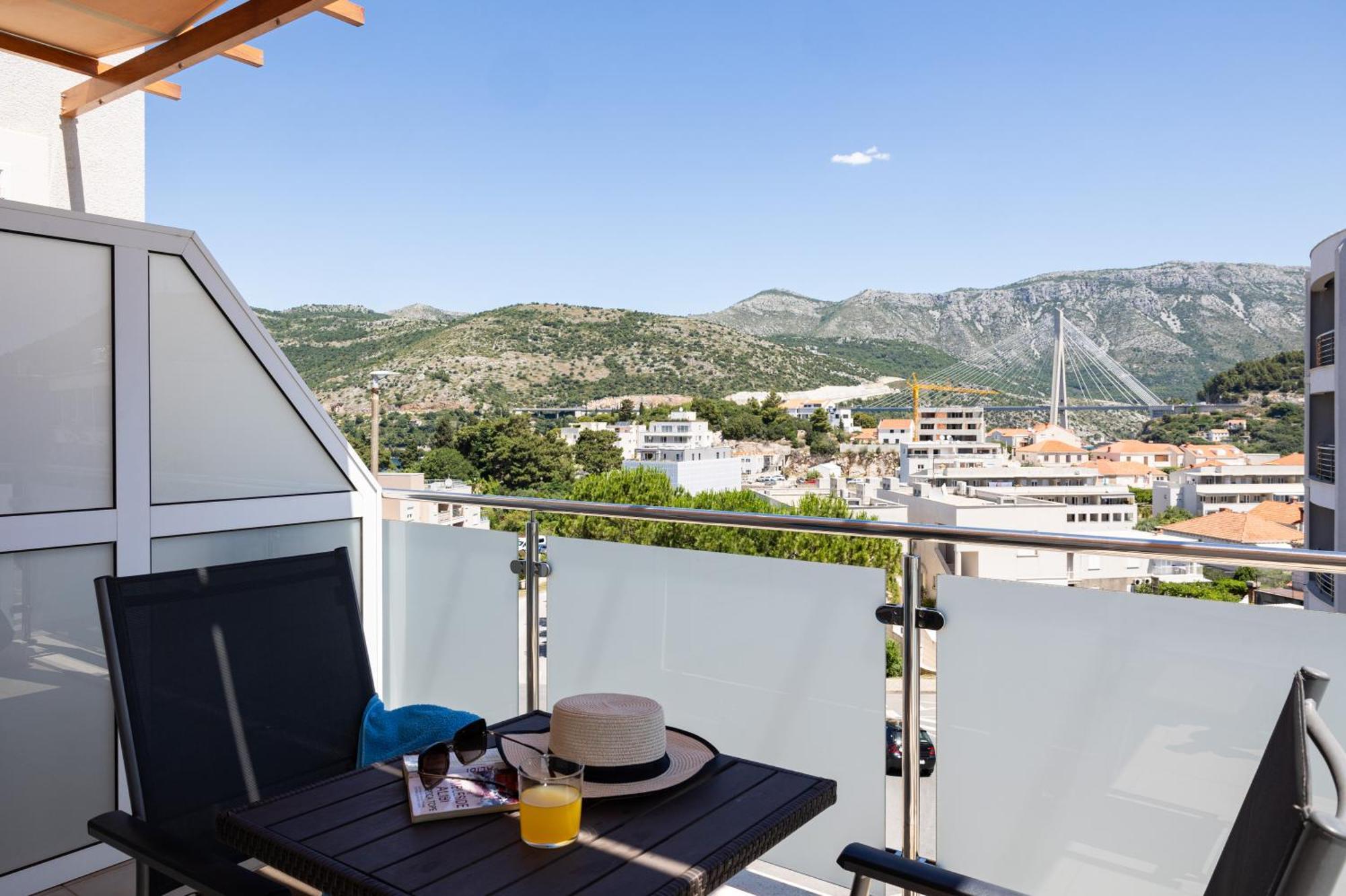 Apartment Sandra Solitudo I
