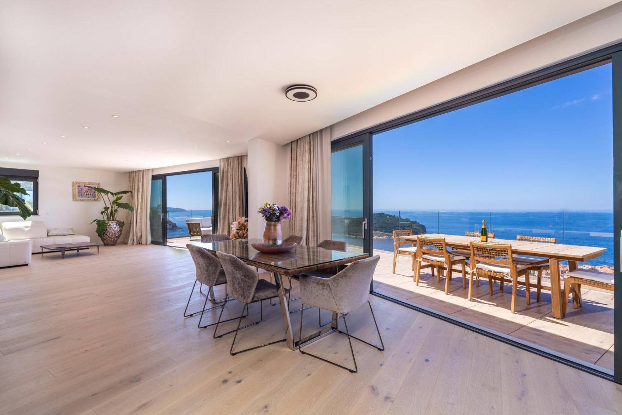 Kings Landing 5 Stars Penthouse Apartment *