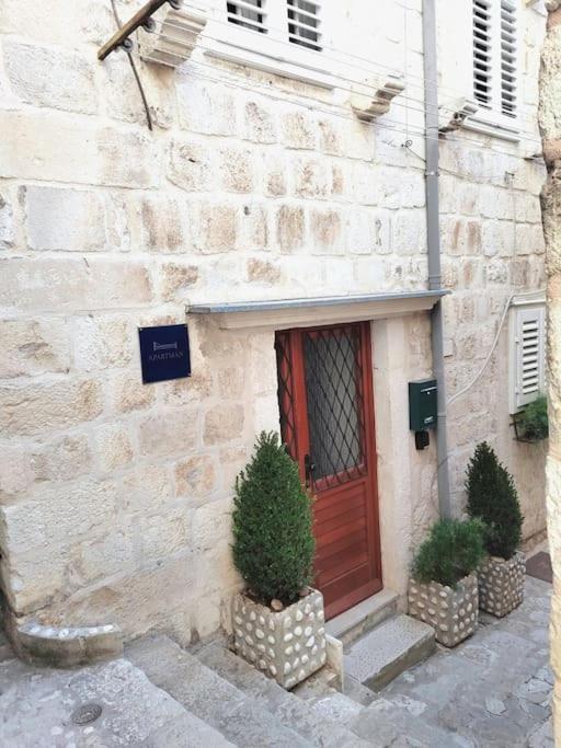 Apartment 3 Bedroom House In Old Town