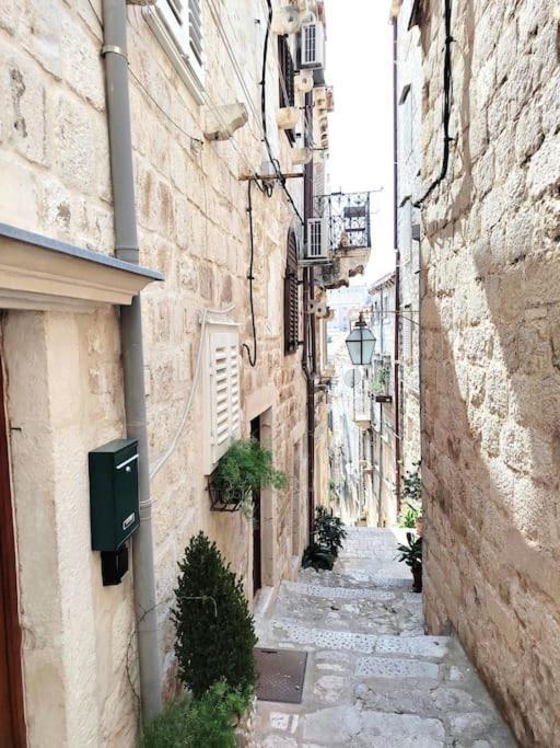 3 Bedroom House In Old Town Apartment Dubrovnik
