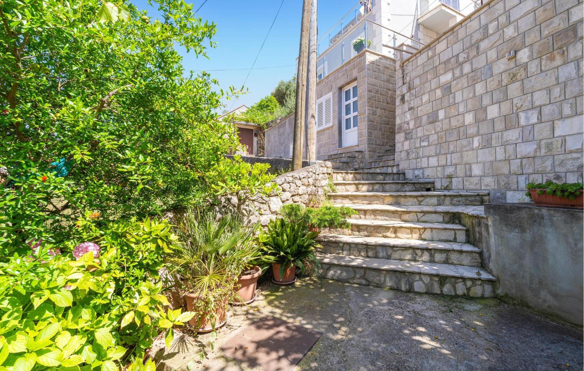 Amazing In Sustjepan With Wifi Apartment