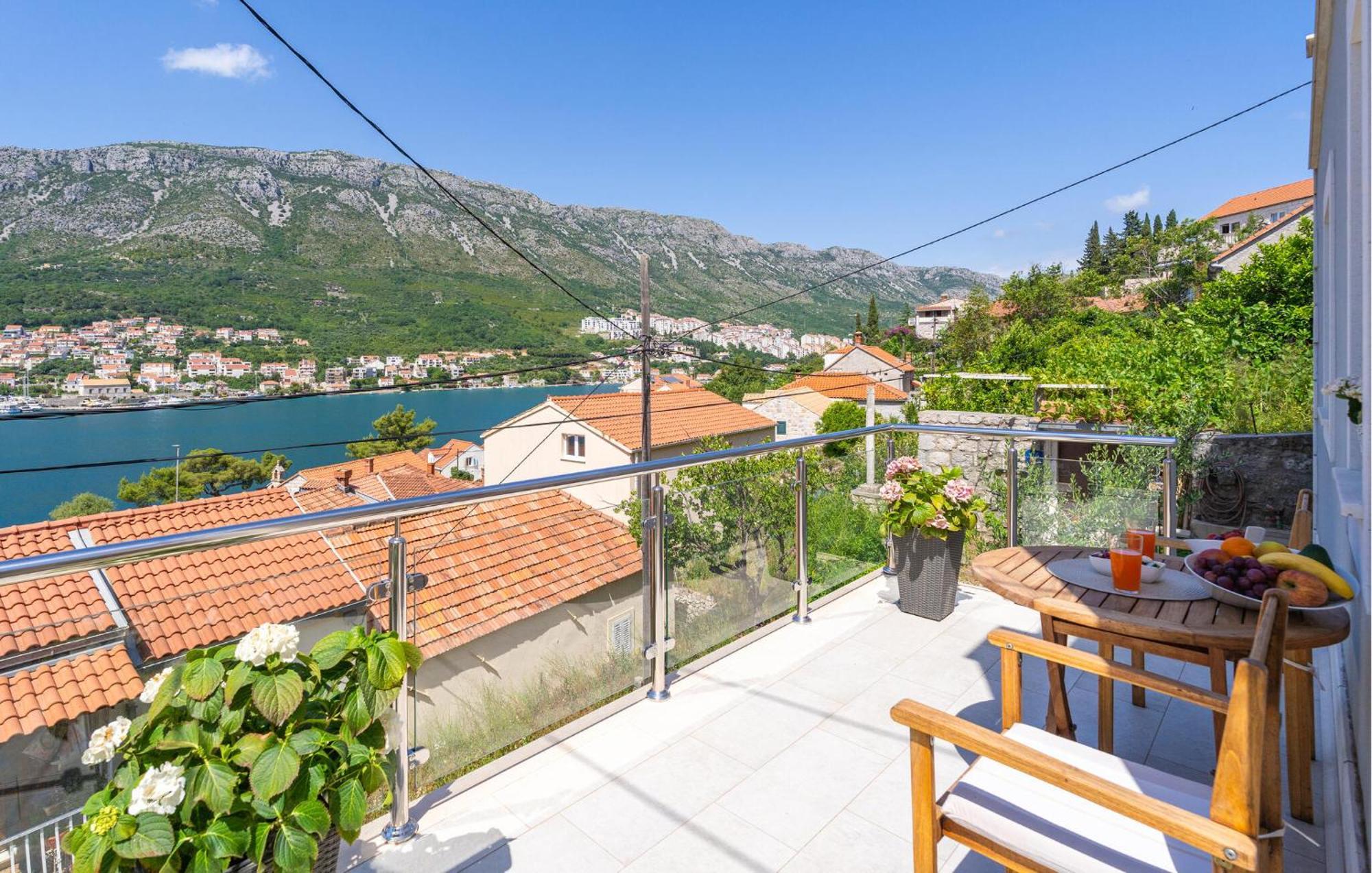 Amazing In Sustjepan With Wifi Apartment Dubrovnik