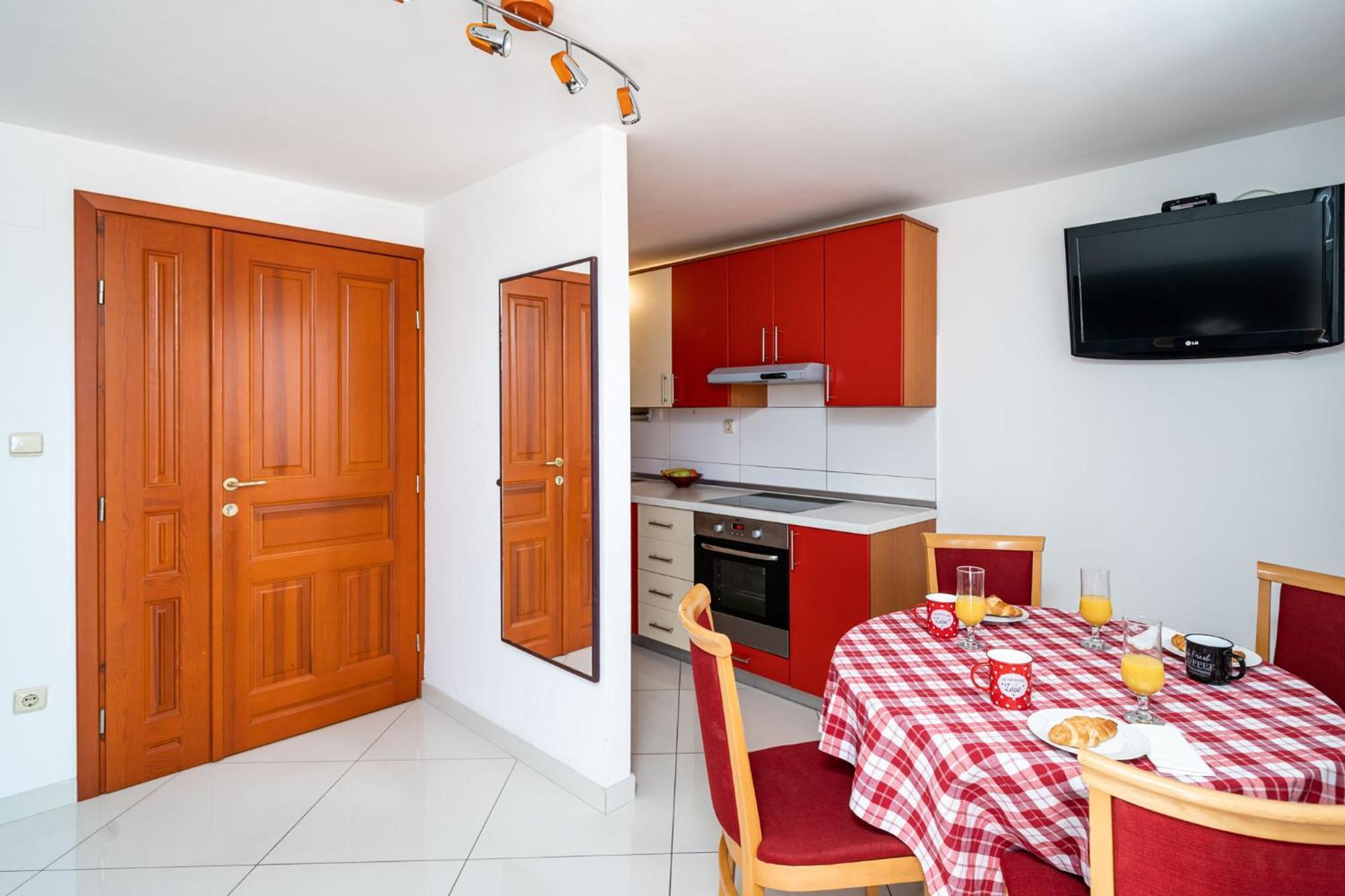 Burum - With Beautiful View 3 Apartment *