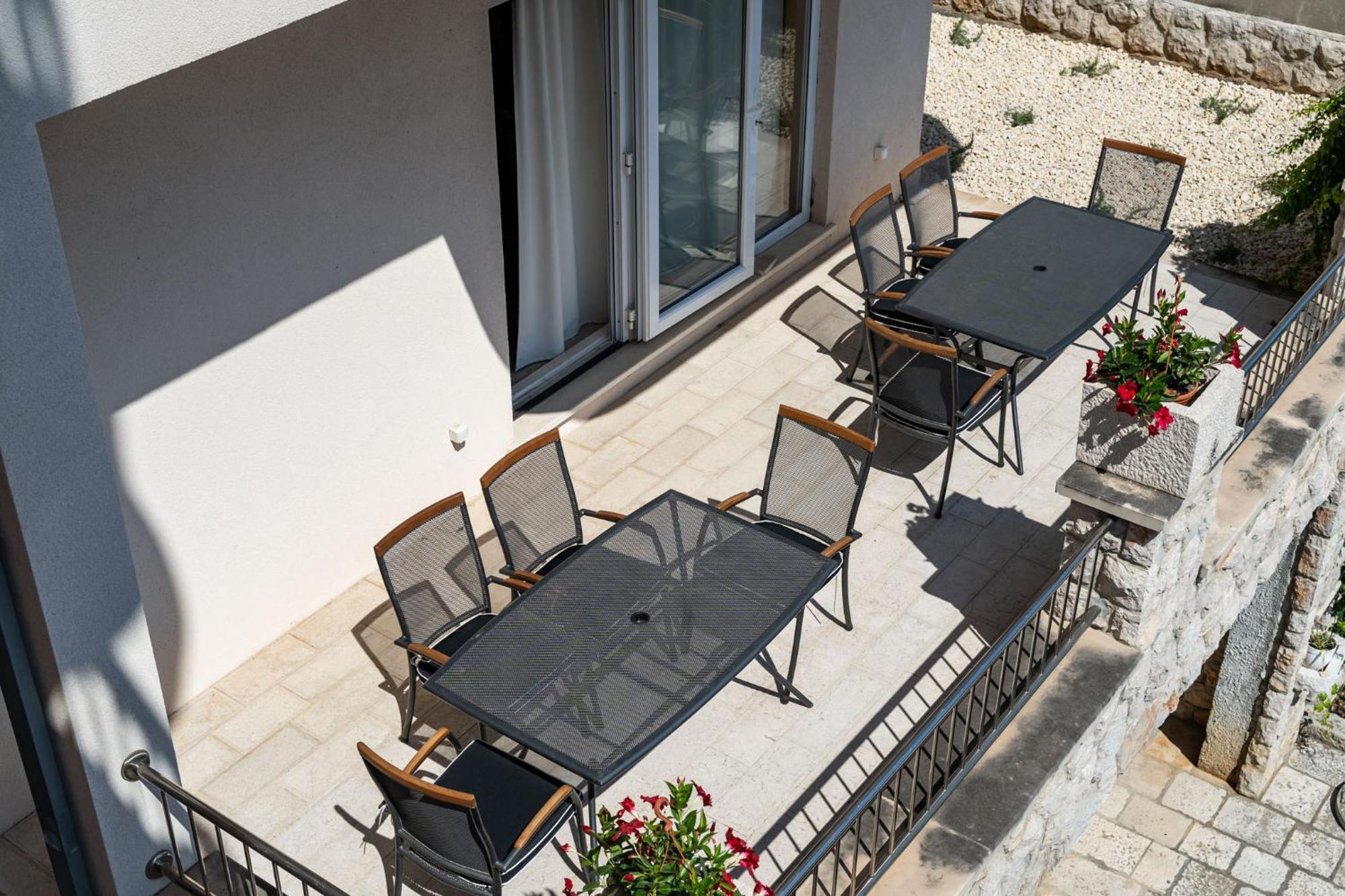 Burum - With Beautiful View 3 *