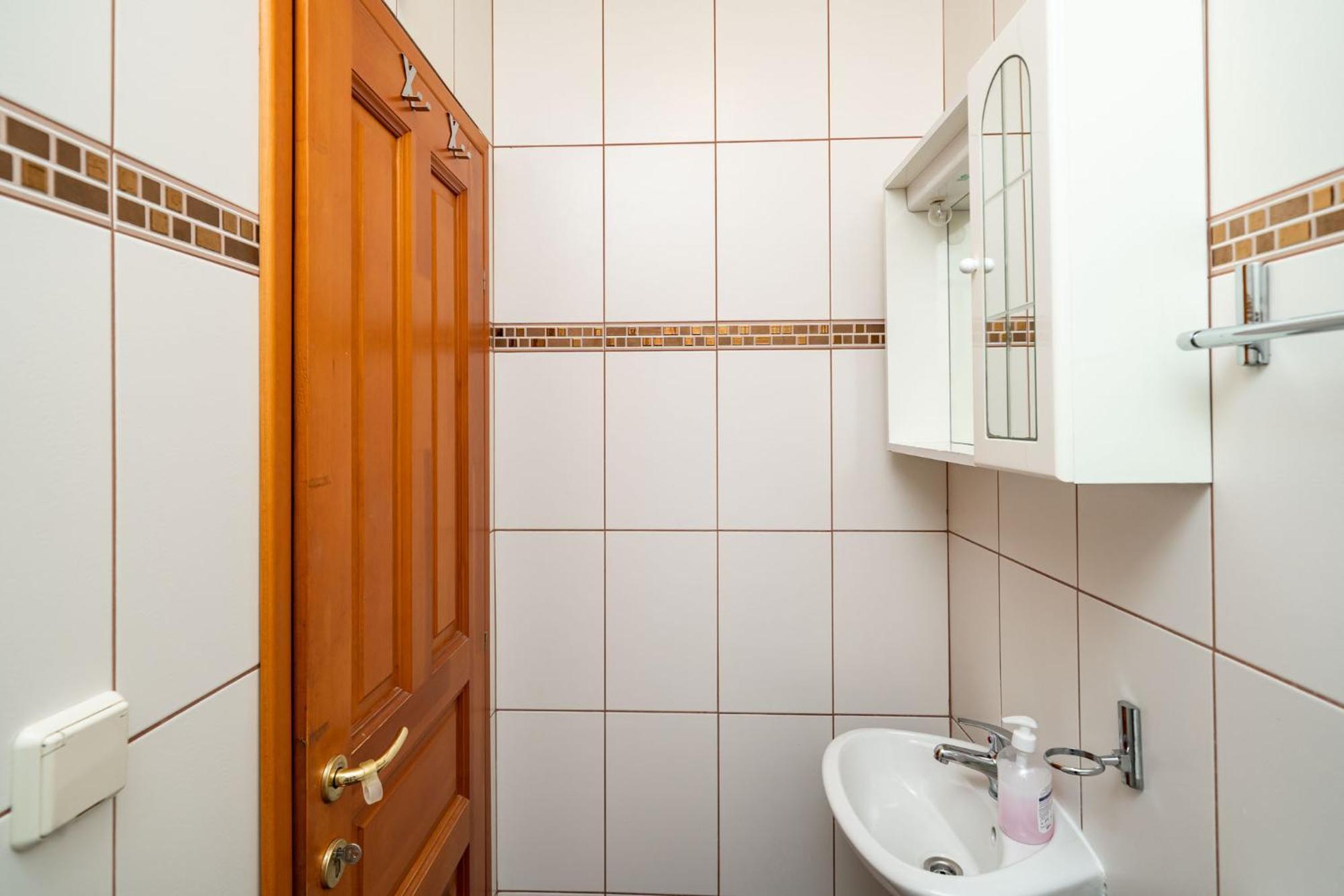 Burum - With Beautiful View 3 Apartment