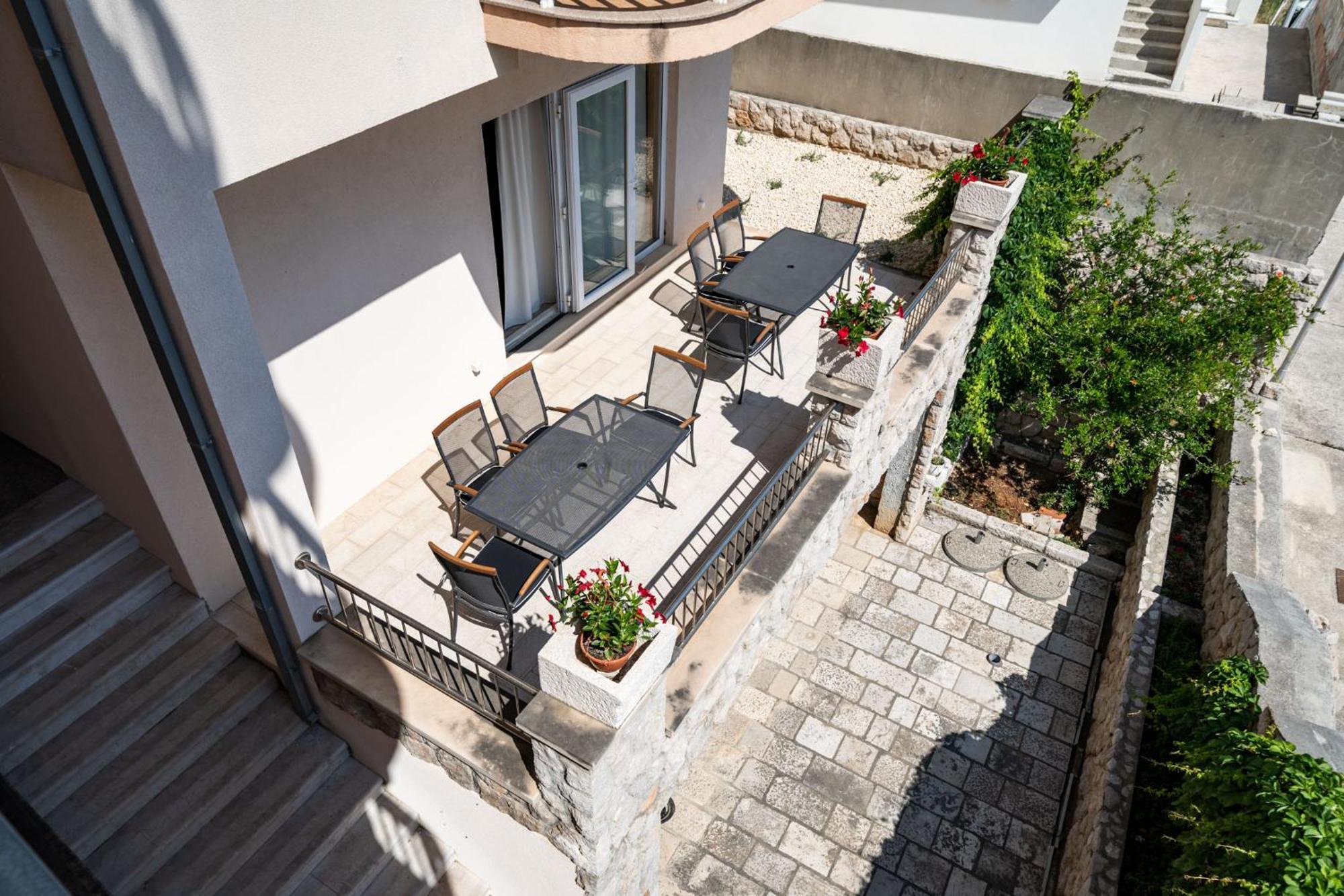 Apartment Burum - With Beautiful View 3 *