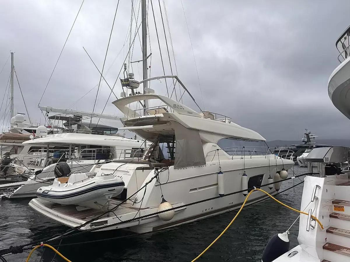 Botel Marina Frapa *