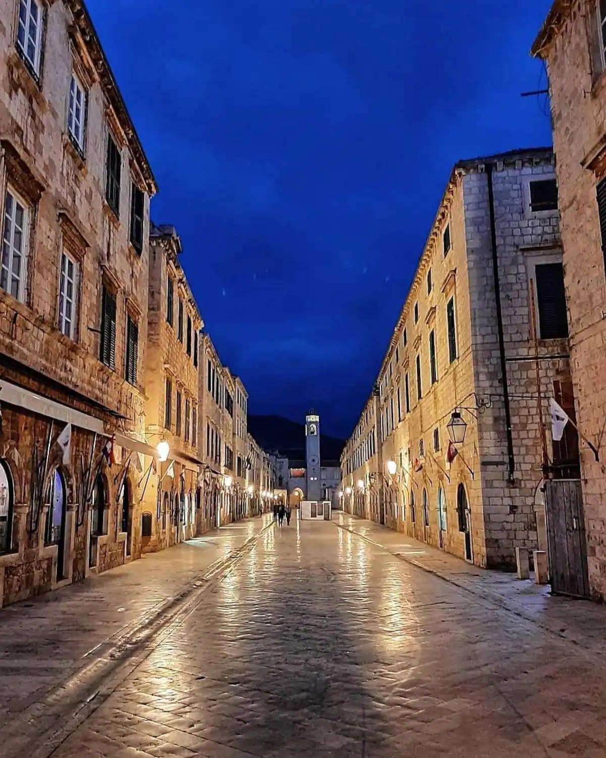 Cozy With Street View Apartamento Dubrovnik