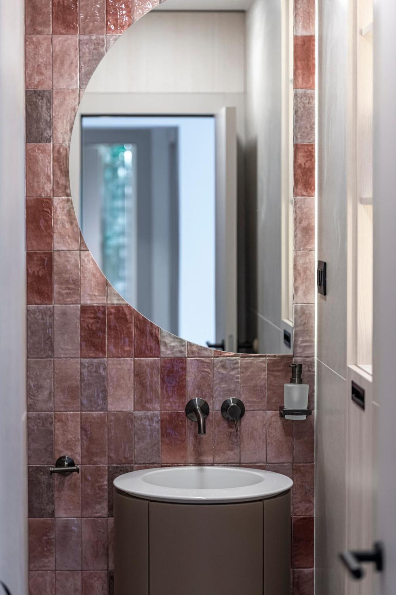 Golden Niche Apartment *