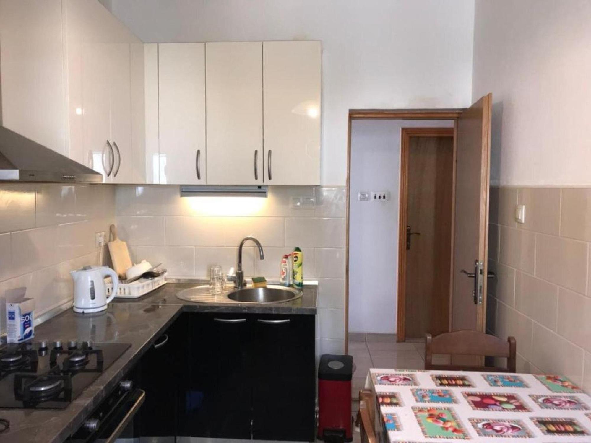 2 - Double With Shared Bathroom 1 - 6