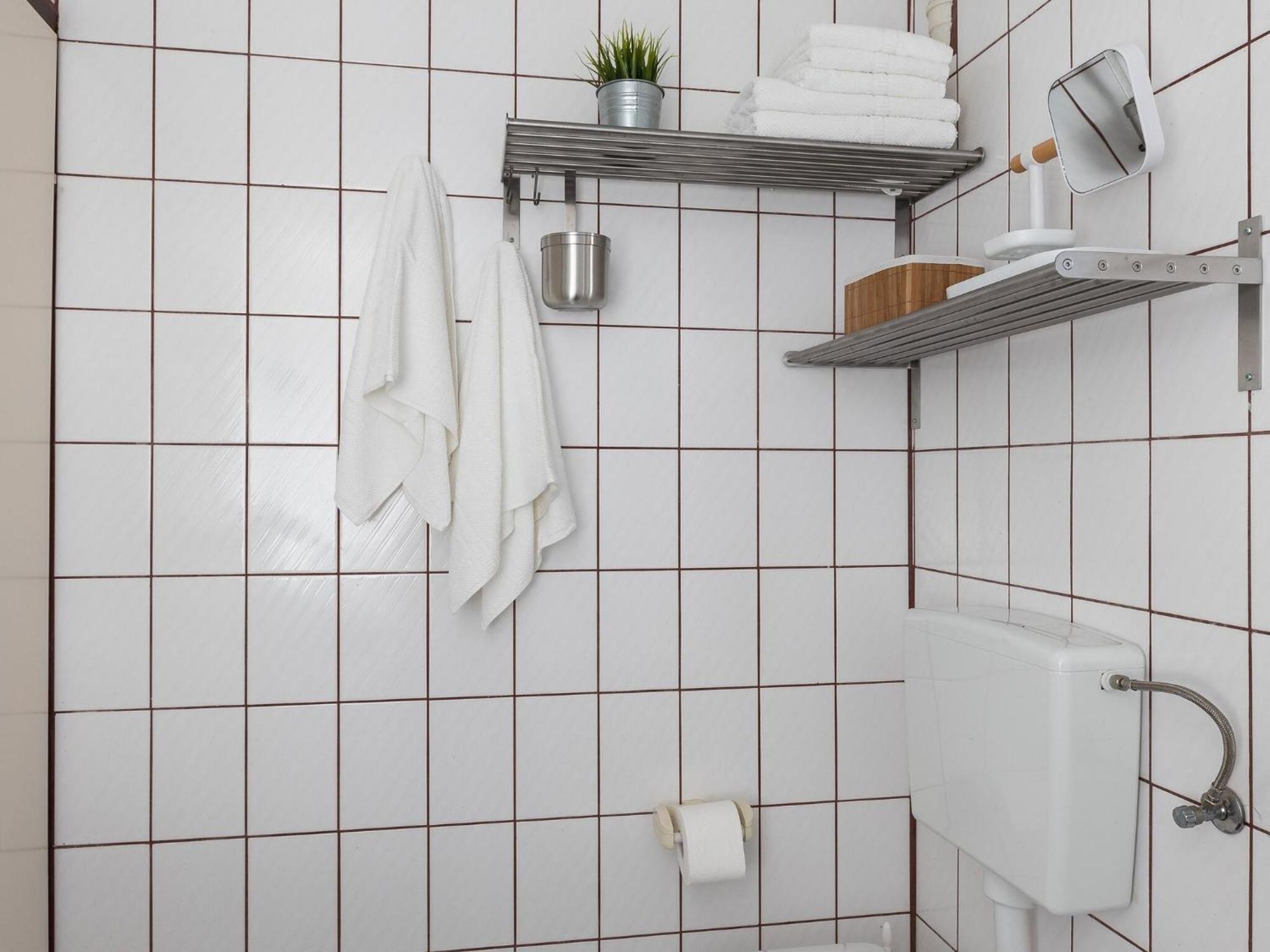 Dubo - One Bedroom With Balcony