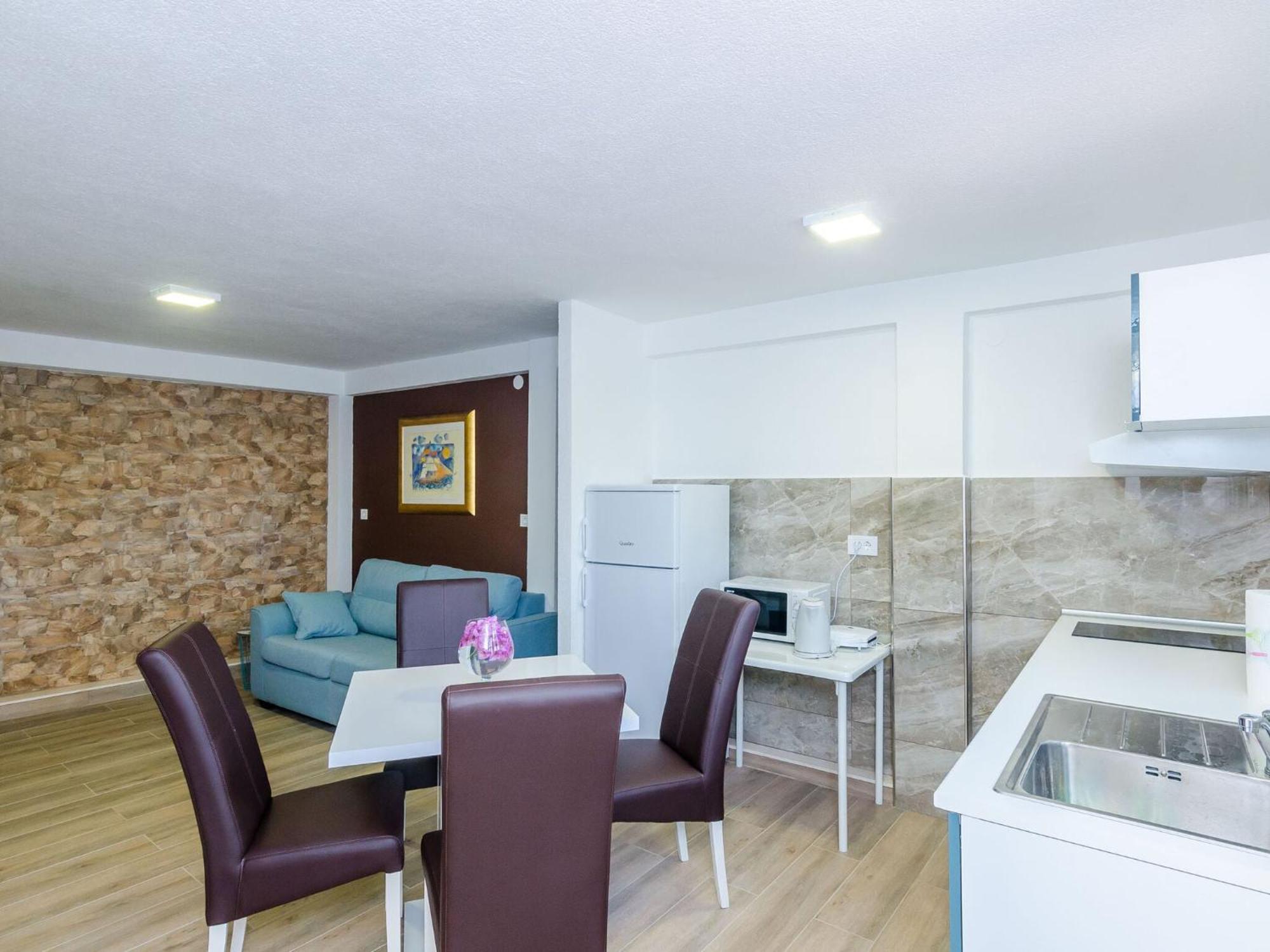 Paula - One Bedroom With Shared Terrace Appartement *