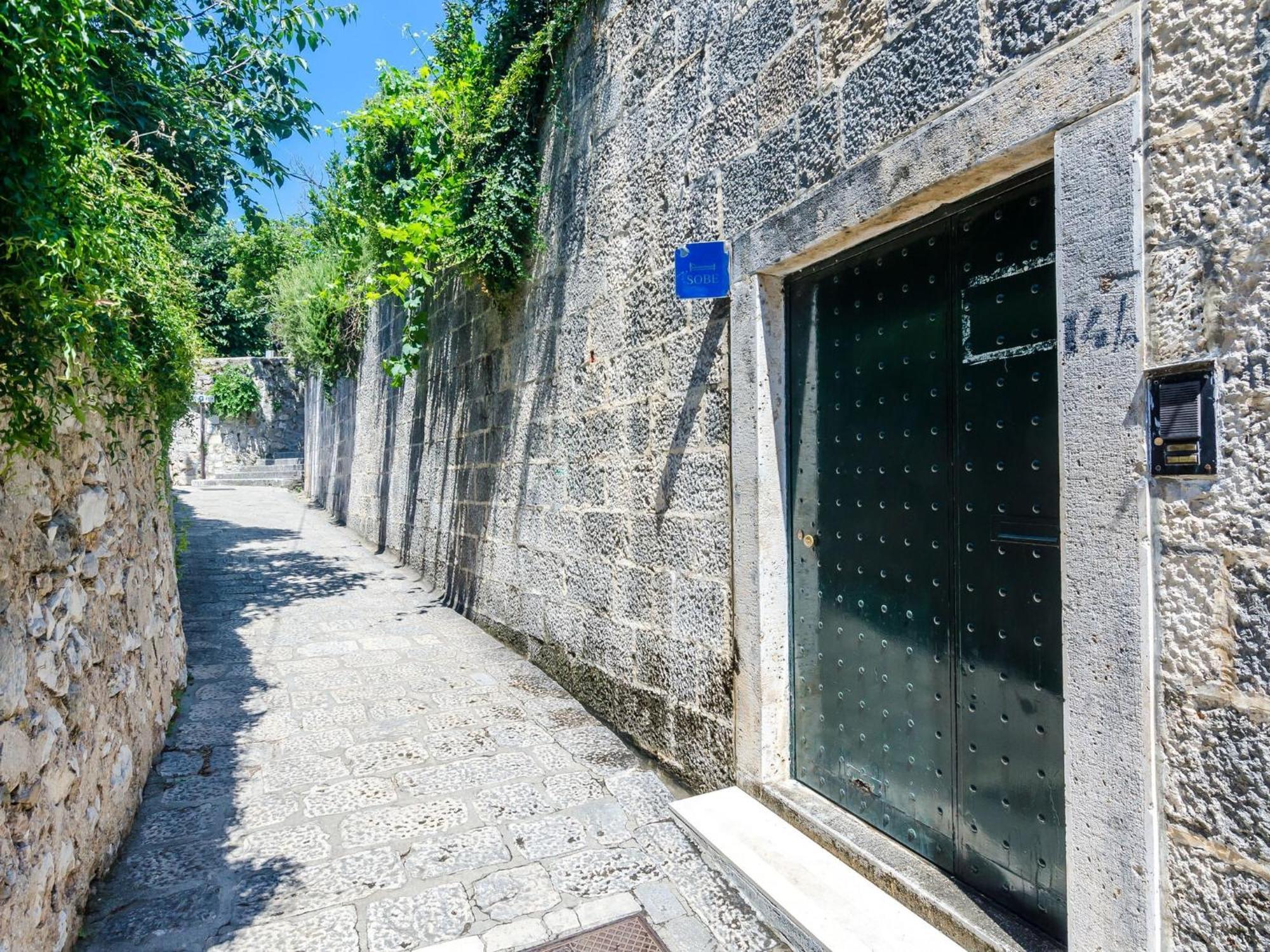 Paula - One Bedroom With Shared Terrace Dubrovnik