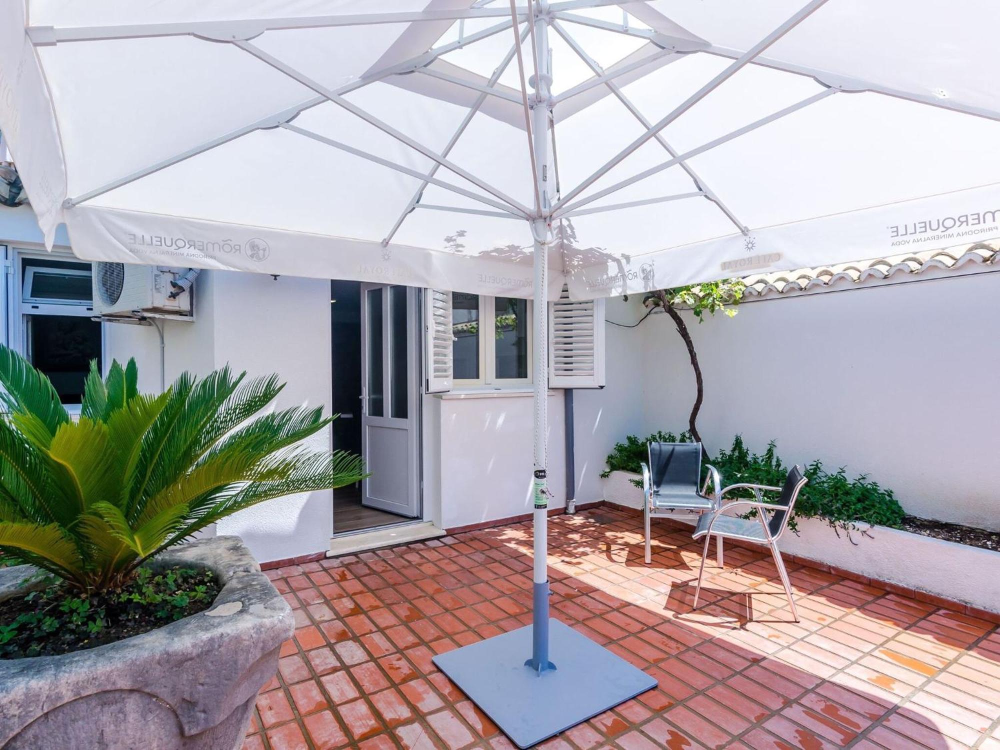 Appartement Paula - One Bedroom With Shared Terrace