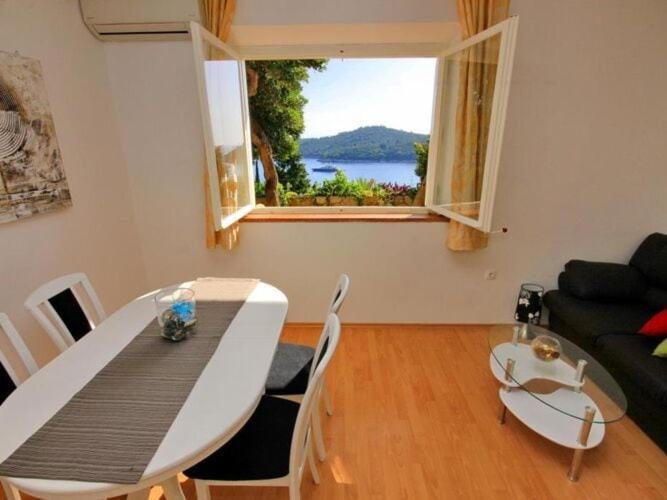 Charming Arena - One Bedroom With Terrace And Sea View * Dubrovnik