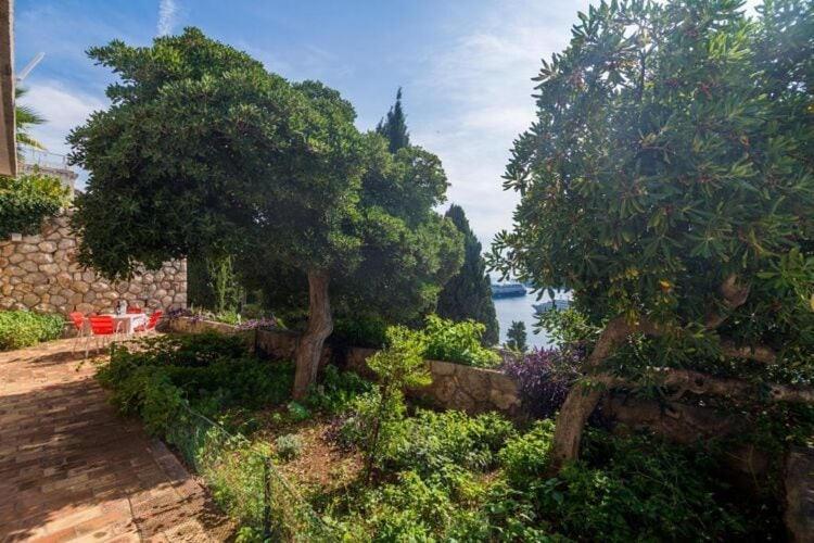 Charming Arena - One Bedroom With Terrace And Sea View