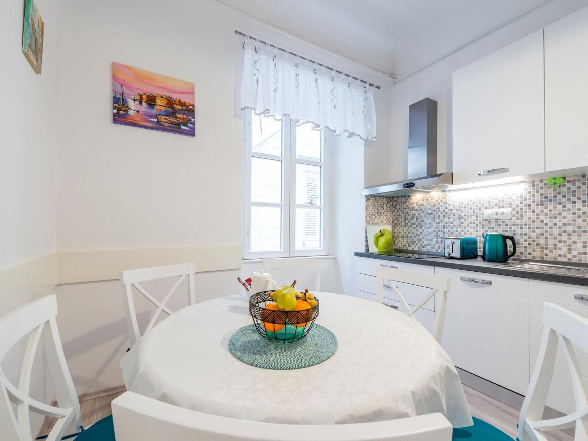 Apartment Old Town Finest - Two-bedroom 4 2 Adults - Lucarica 4 Street First Floor Dubrovnik
