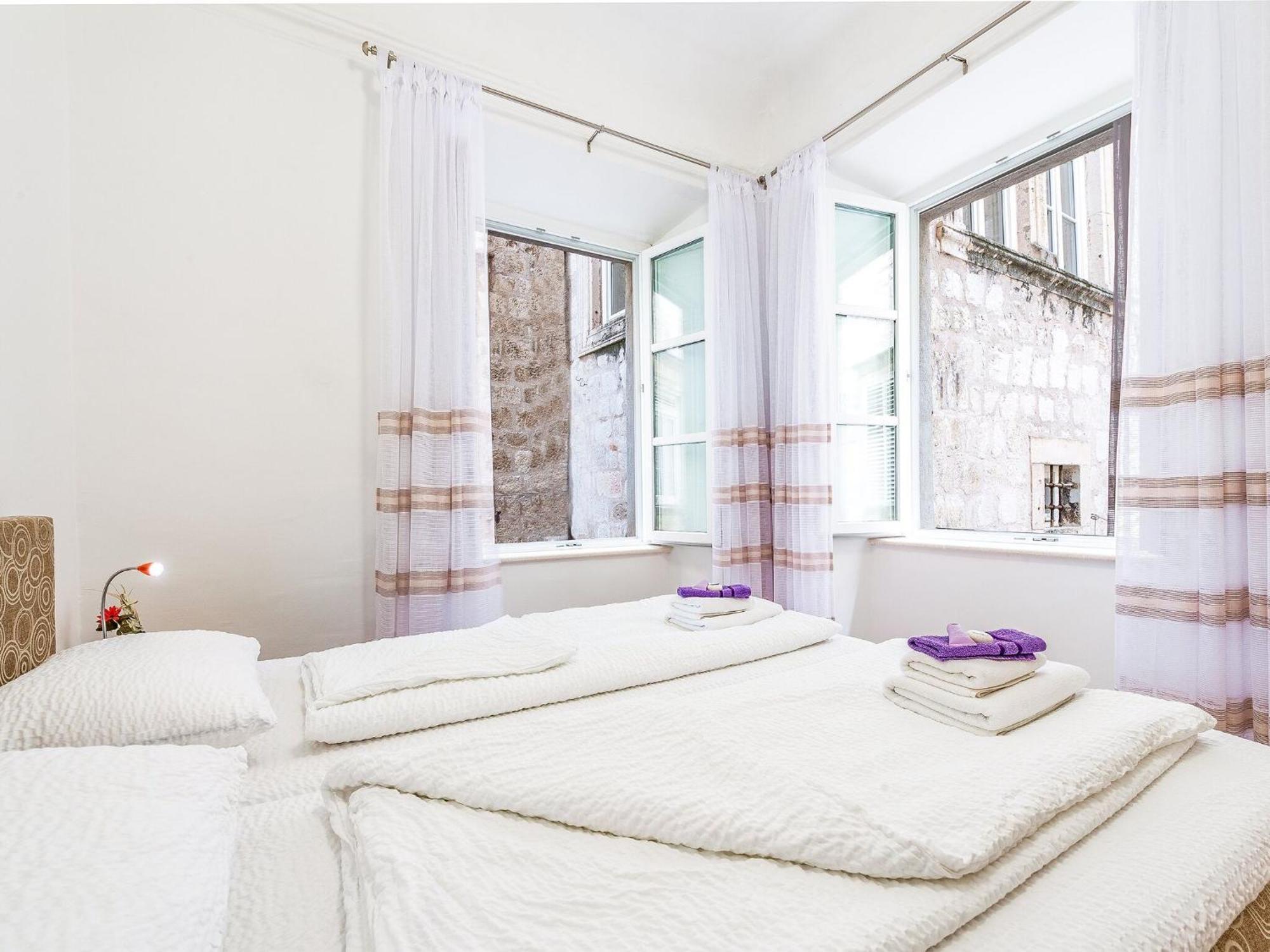 Old Town Finest - Two-bedroom 4 2 Adults - Lucarica 4 Street First Floor Apartment Dubrovnik