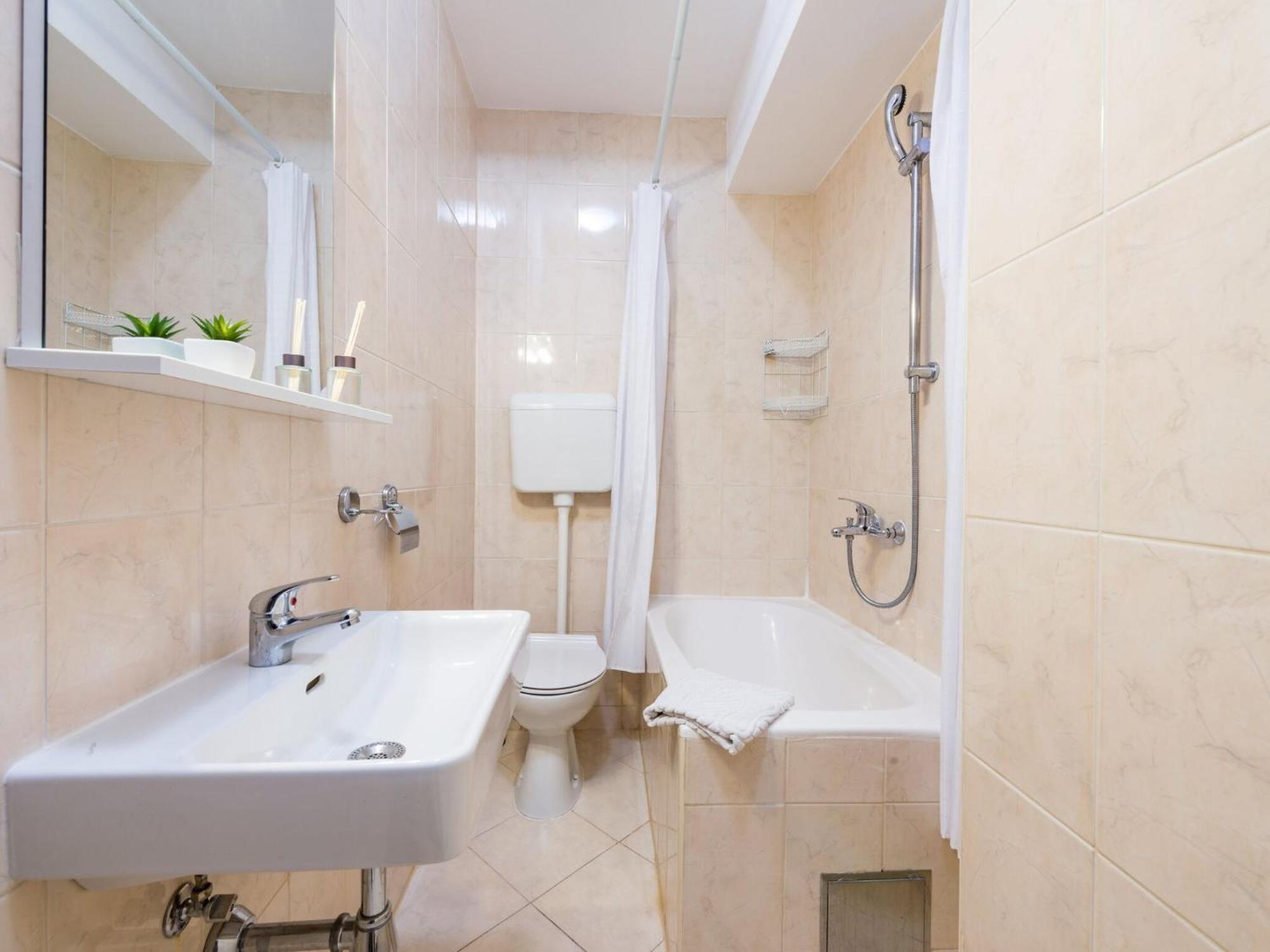 Apartment Old Town Finest - Two-bedroom 4 2 Adults - Lucarica 4 Street First Floor Dubrovnik