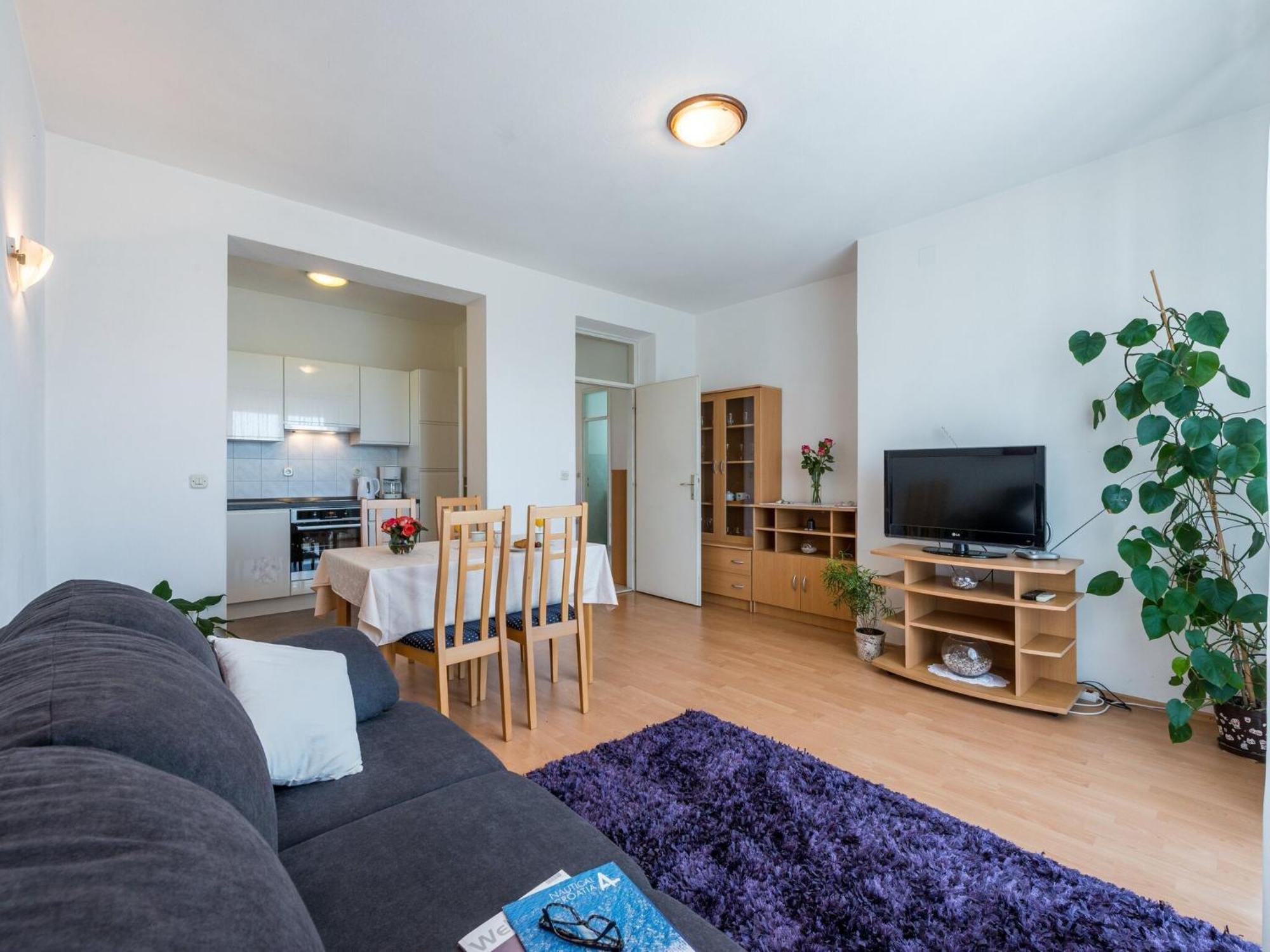 Lena - Three-bedroom With Balcony And Sea View Apartment Dubrovnik