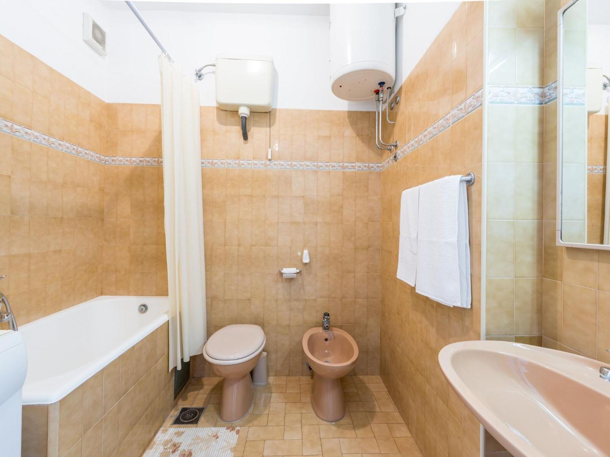 Apartment Lena - Three-bedroom With Balcony And Sea View