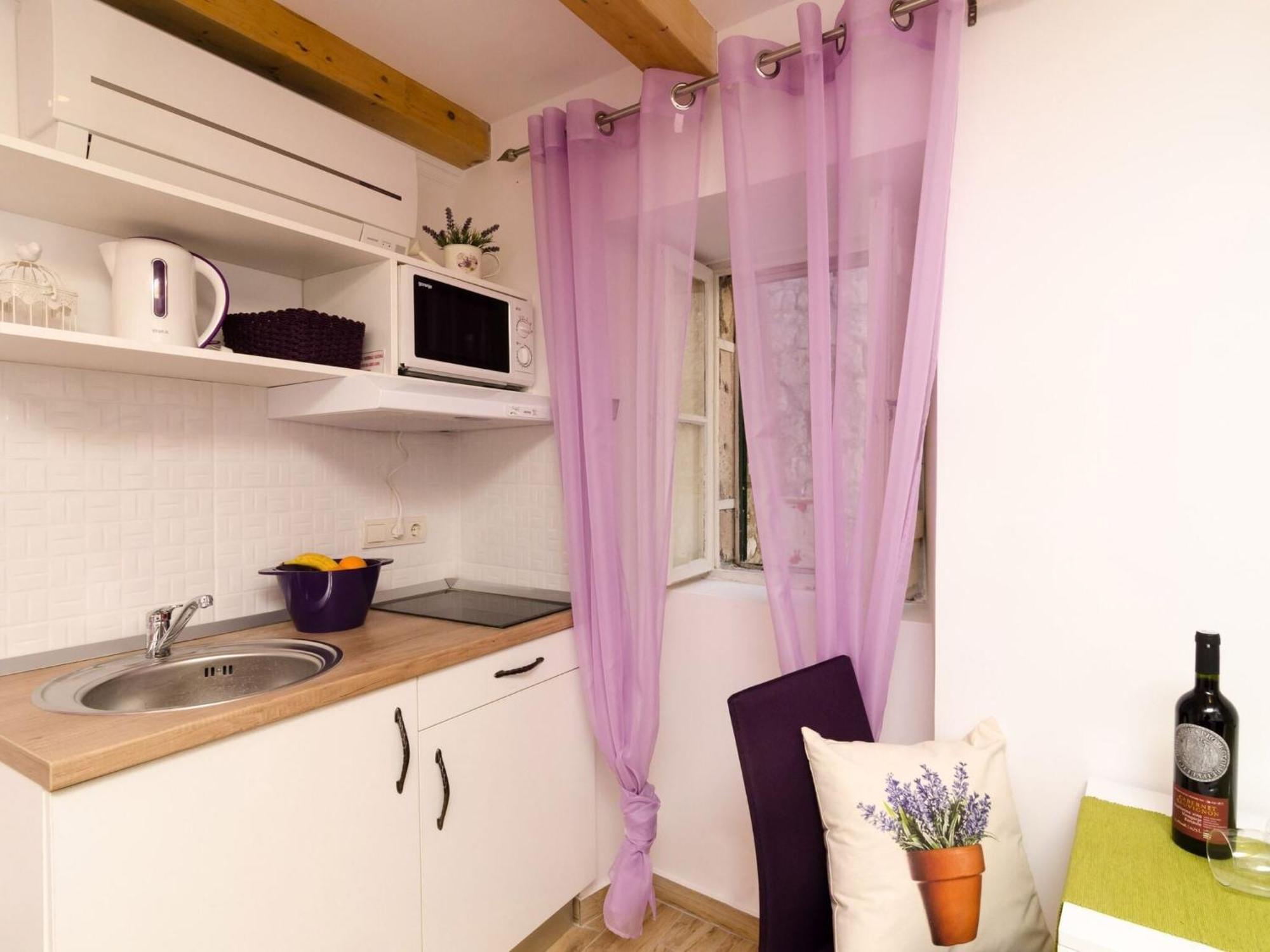 Lavender Garden - Ground Floor - 1 Apartment *