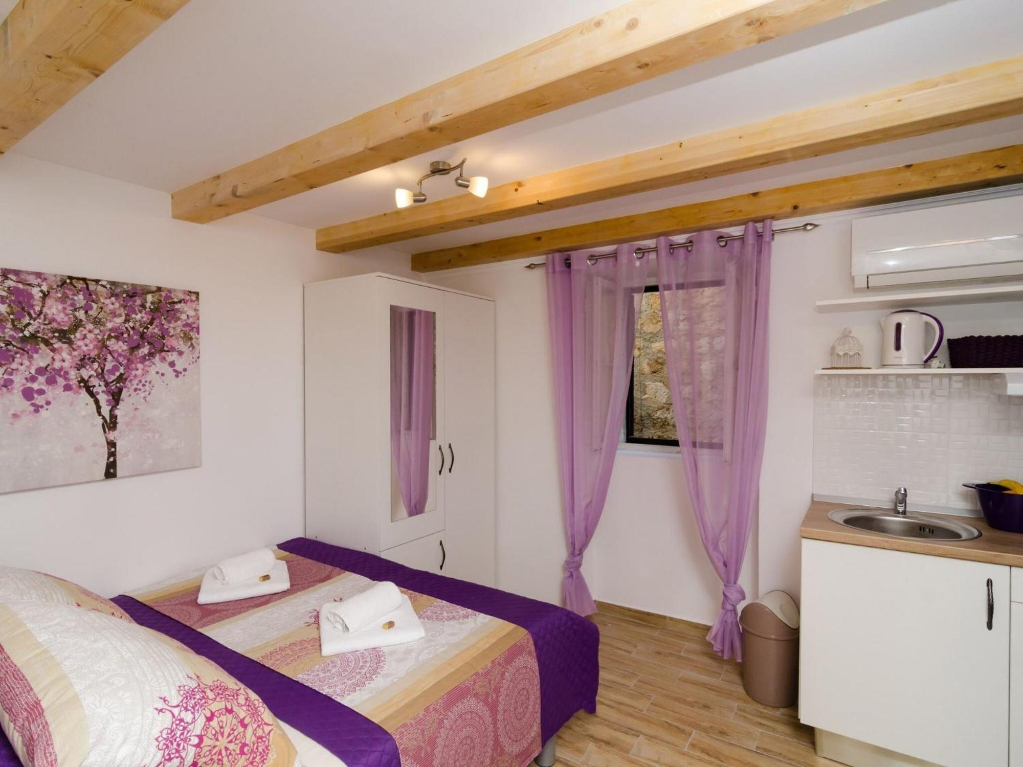 Lavender Garden - Ground Floor - 1 Apartment