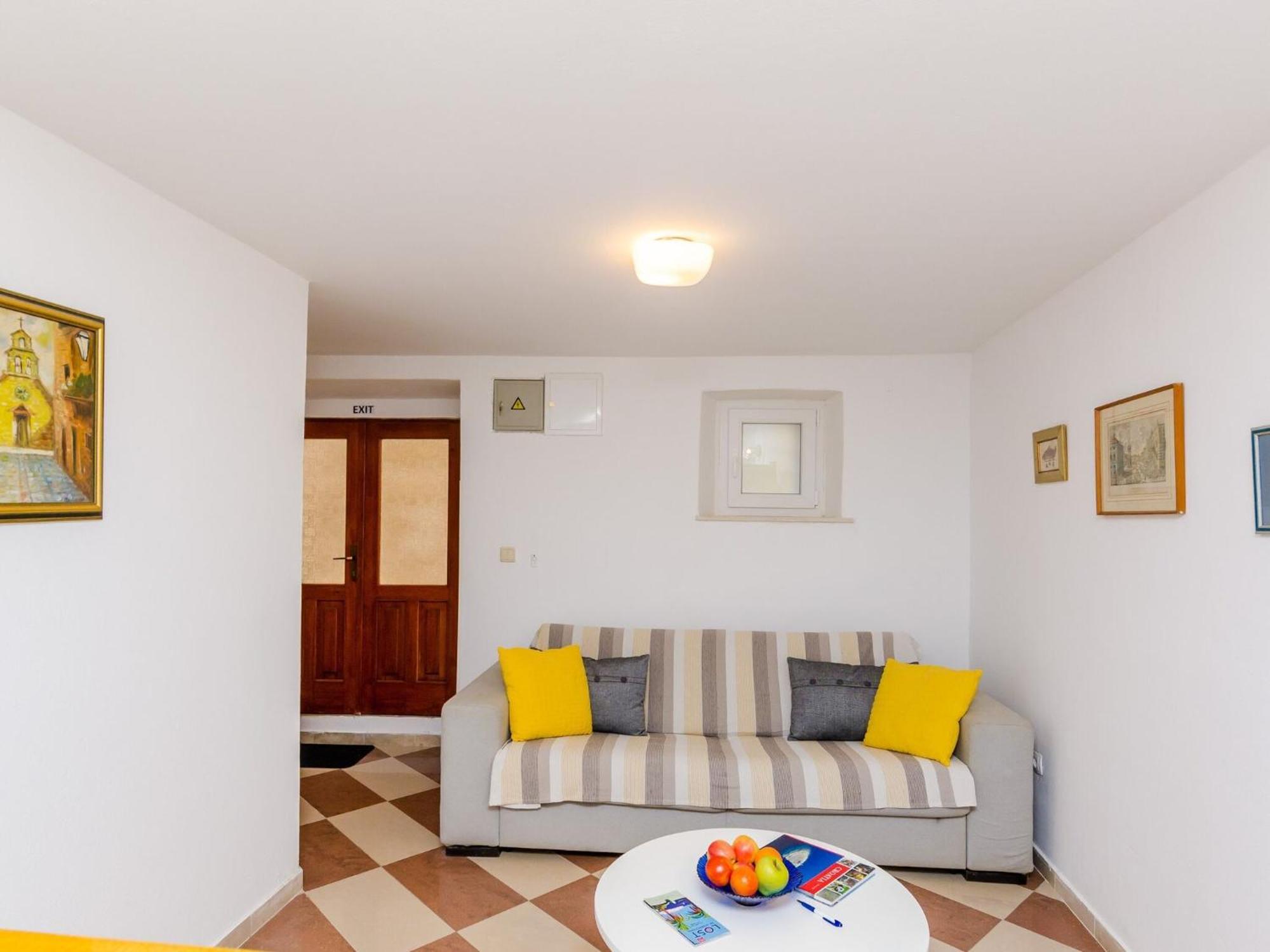 Simovi - One Bedroom