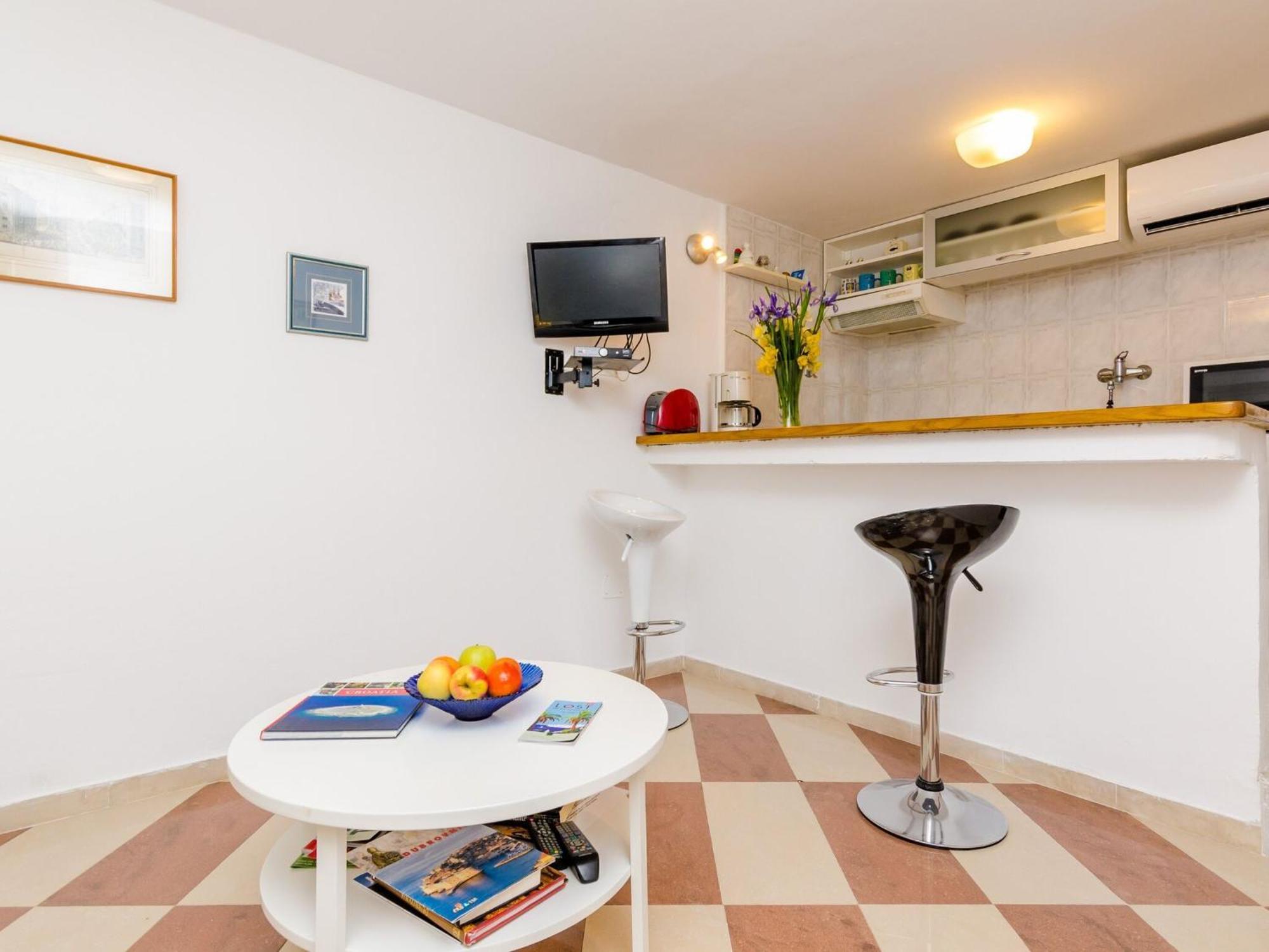 Simovi - One Bedroom Apartment