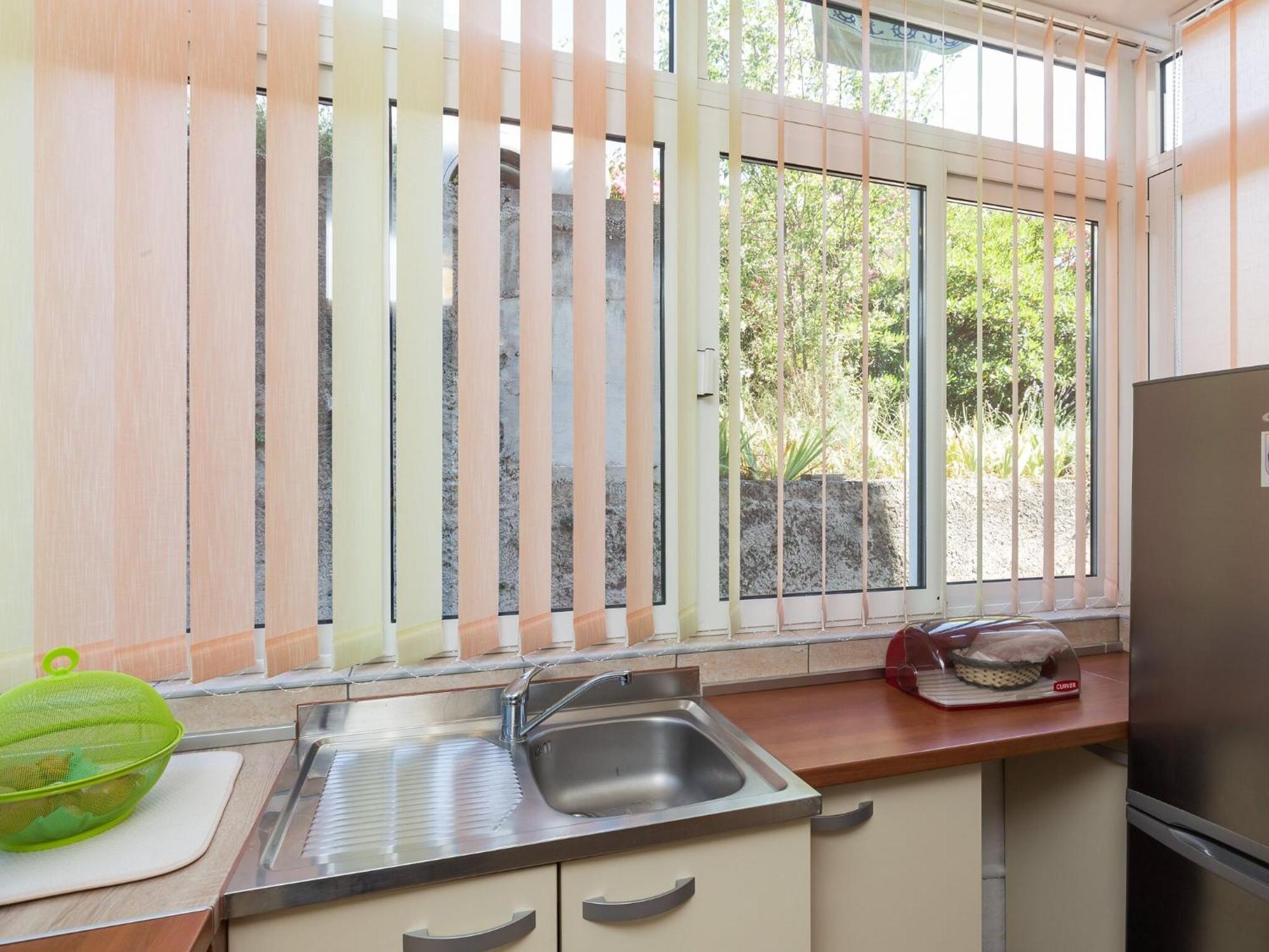 Lolo - Two Bedroom With Loggia And Street View Dubrovnik