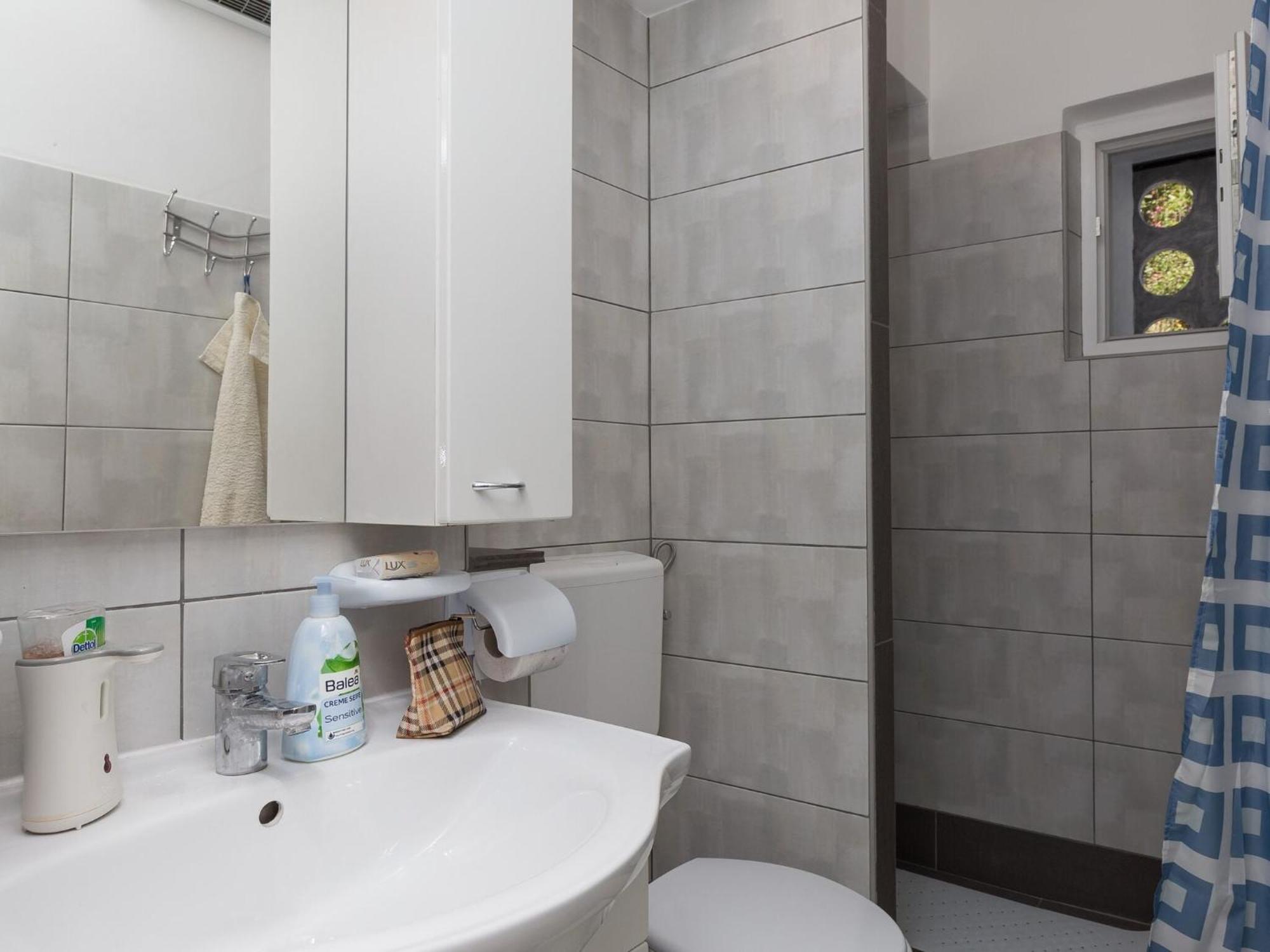 Apartment Lolo - Two Bedroom With Loggia And Street View Dubrovnik
